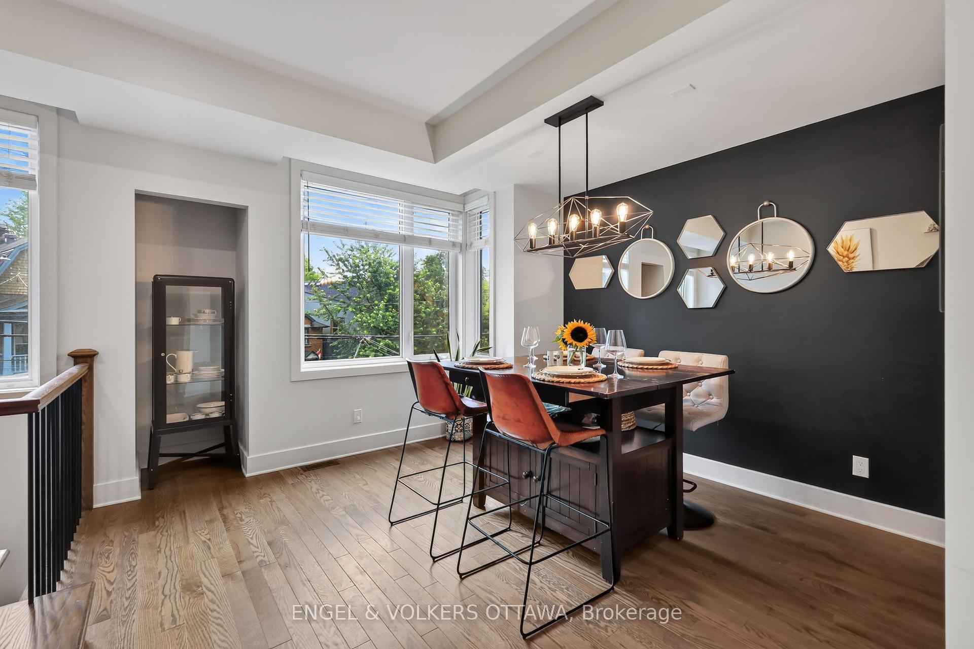 Photo 11 of 304 Riverdale Avenue, Ottawa, Old Ottawa South — HOMEH