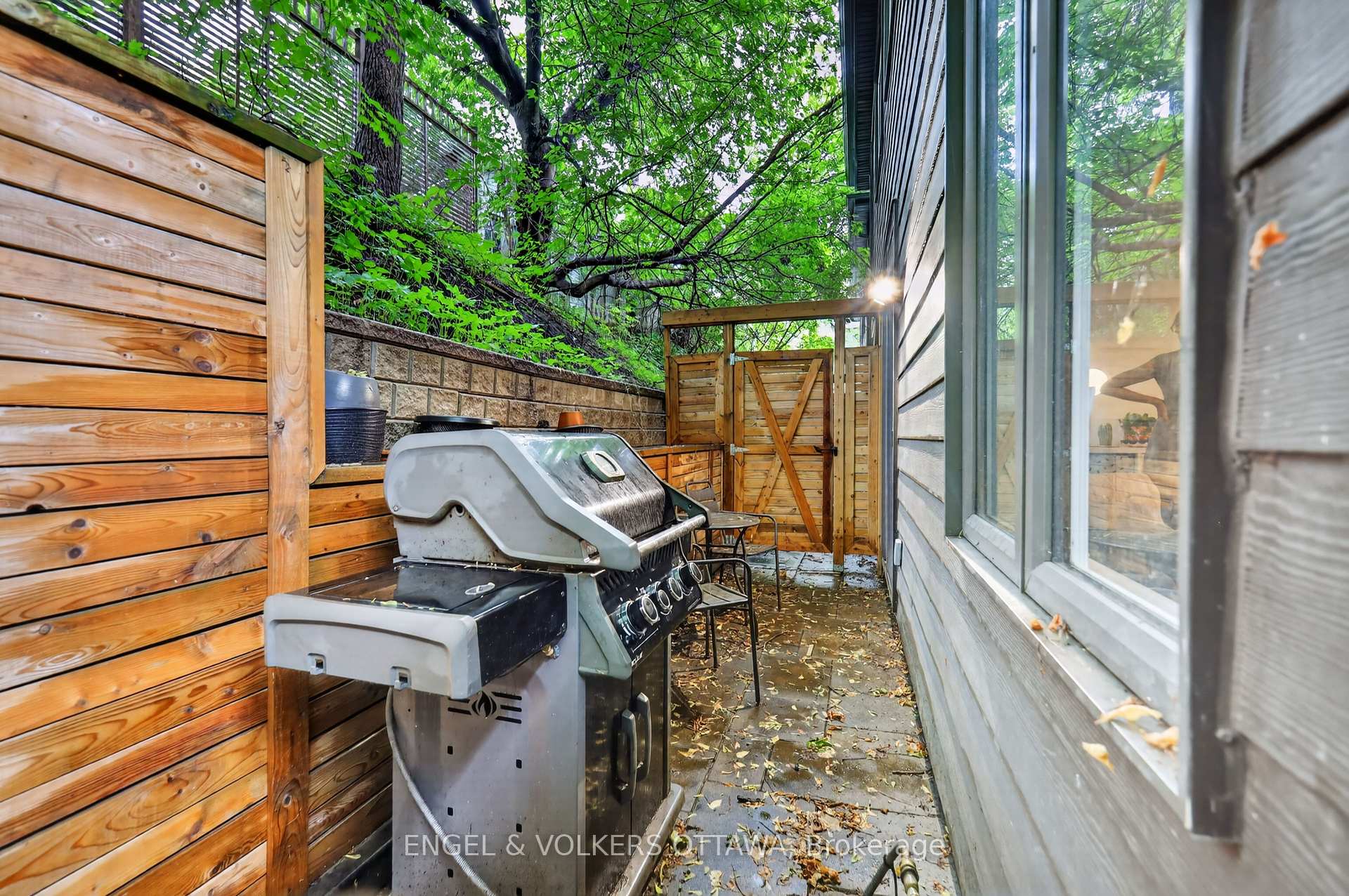 Photo 36 of 304 Riverdale Avenue, Ottawa, Old Ottawa South — HOMEH