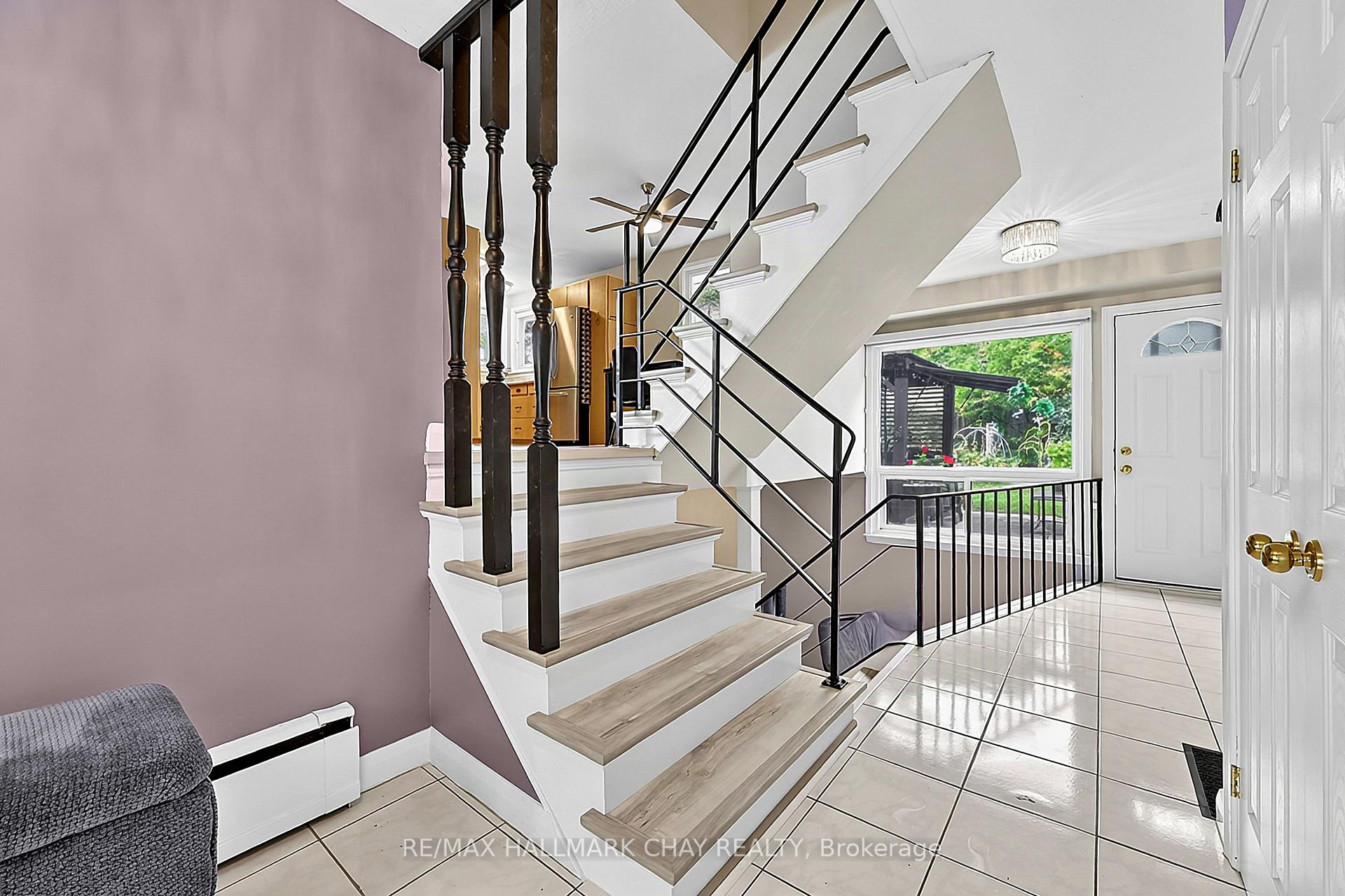 Photo 3 of 116 Shirley Avenue, Barrie, Sunnidale — HOMEH