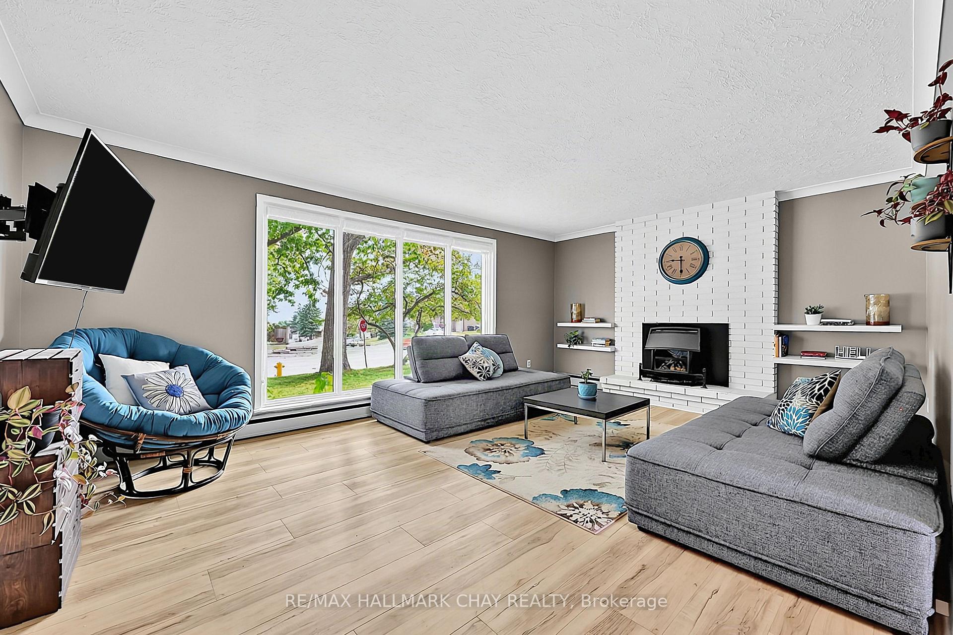 Photo 10 of 116 Shirley Avenue, Barrie, Sunnidale — HOMEH