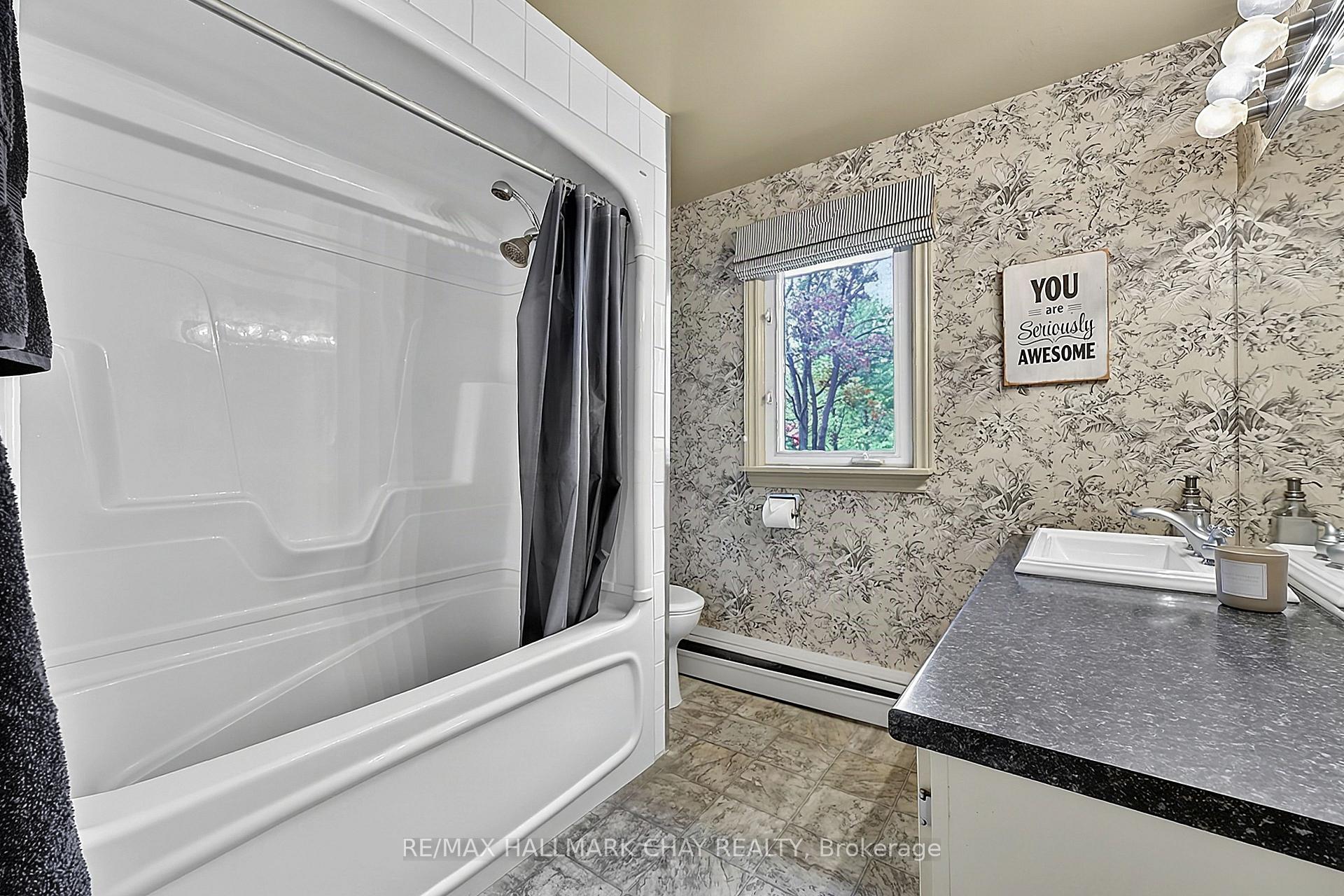 Photo 20 of 116 Shirley Avenue, Barrie, Sunnidale — HOMEH