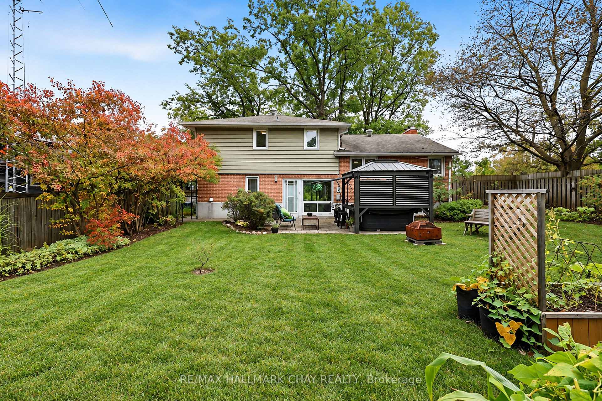 Photo 32 of 116 Shirley Avenue, Barrie, Sunnidale — HOMEH