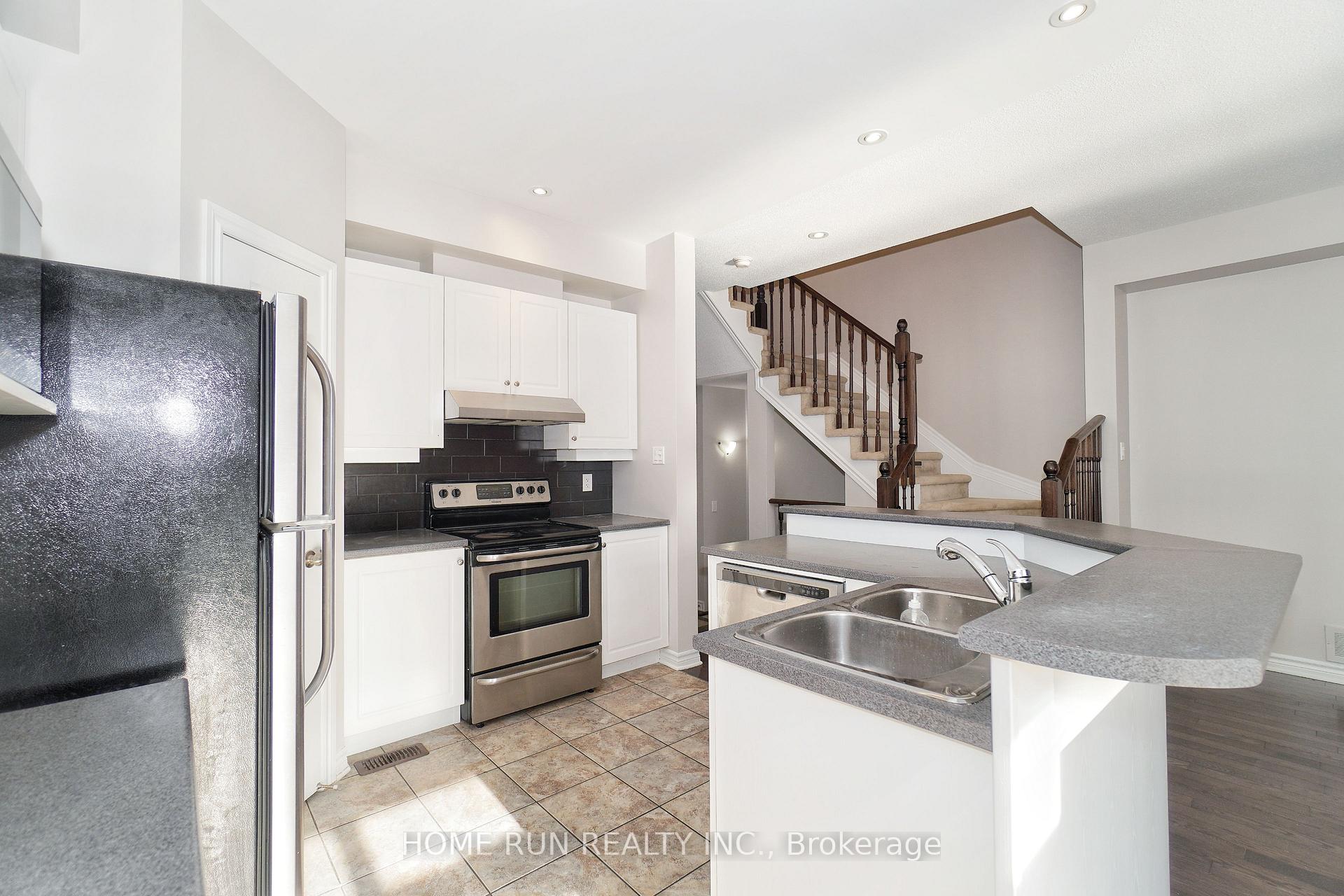 Photo 14 of 115 Watchhorn Grove, Ottawa, Riverside South — HOMEH