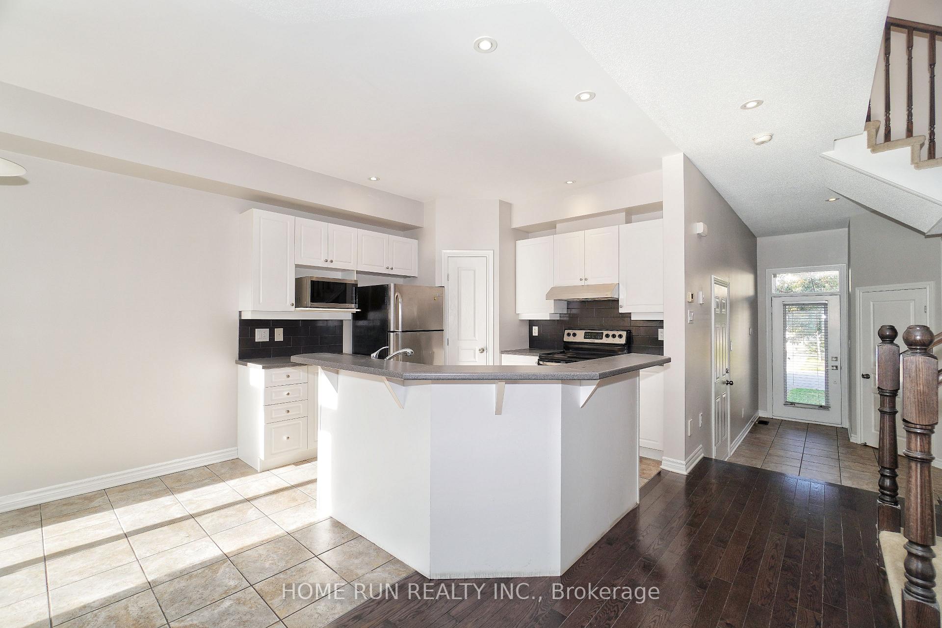 Photo 17 of 115 Watchhorn Grove, Ottawa, Riverside South — HOMEH