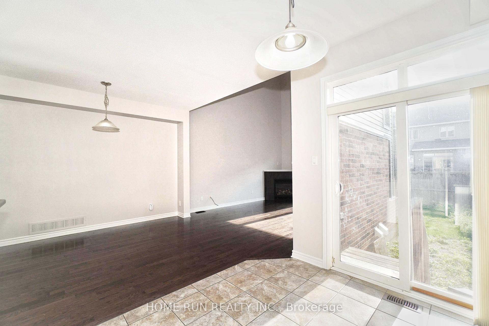 Photo 21 of 115 Watchhorn Grove, Ottawa, Riverside South — HOMEH