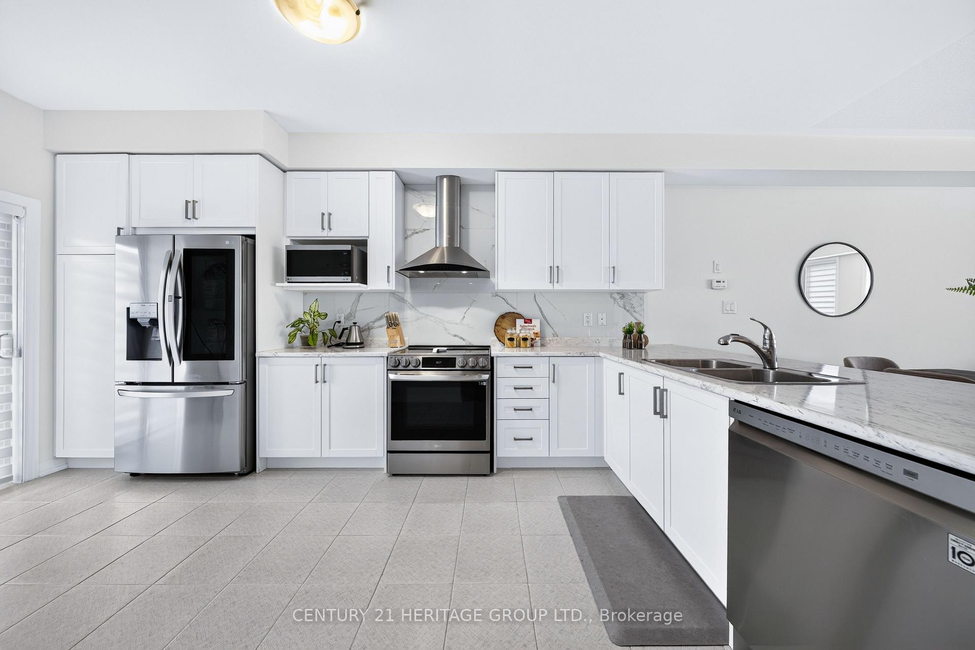 Photo 14 of 55 Delano Way, Newmarket, Woodland Hill — HOMEH