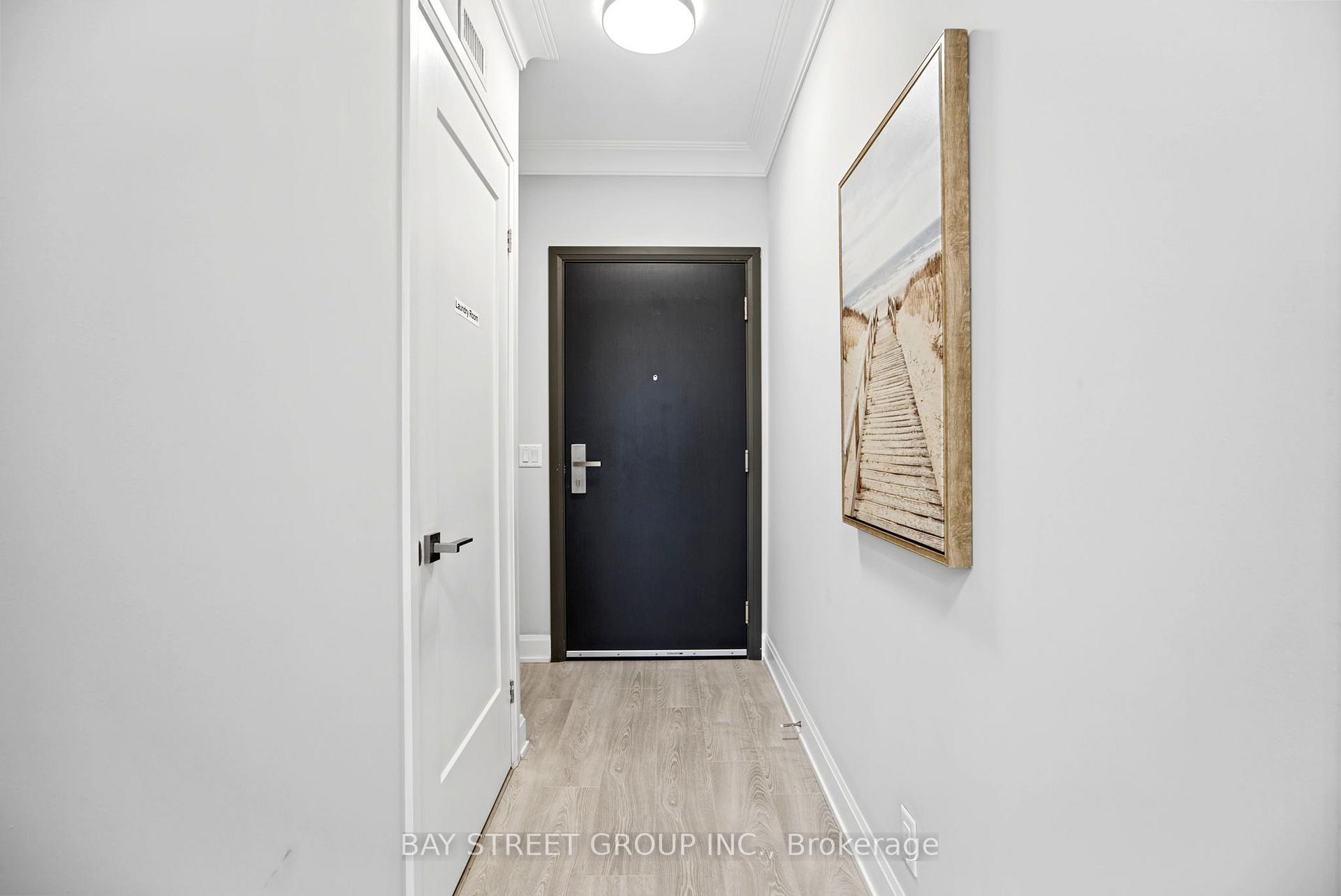 Photo 8 of Unit 706, 18 Water Walk Drive, Markham, Unionville — HOMEH