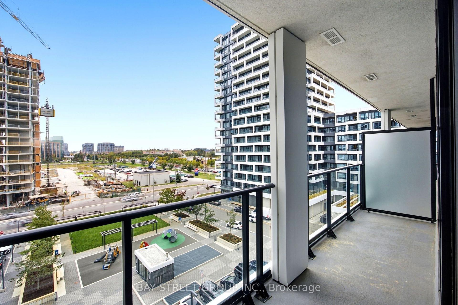 Photo 17 of Unit 706, 18 Water Walk Drive, Markham, Unionville — HOMEH