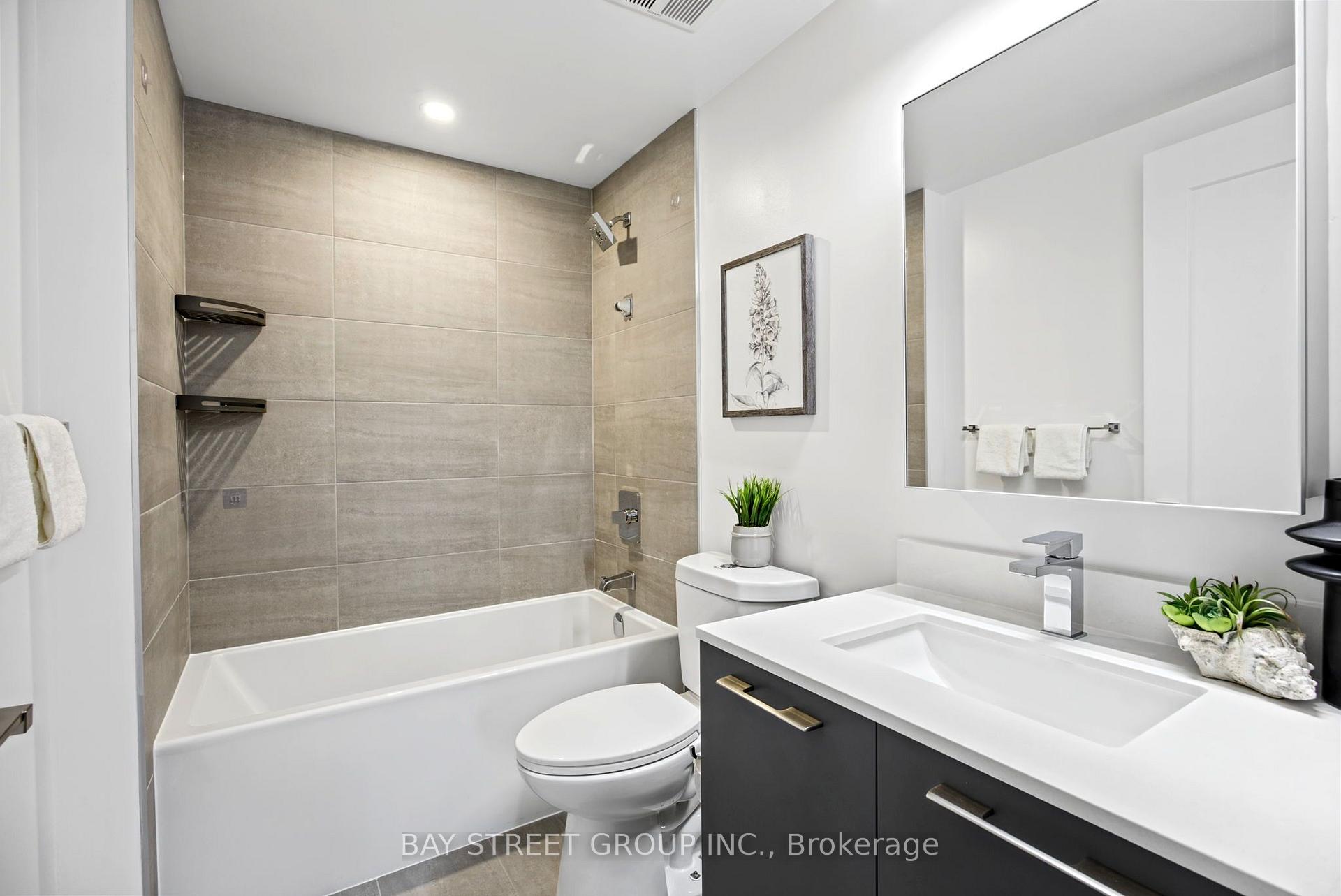 Photo 33 of Unit 706, 18 Water Walk Drive, Markham, Unionville — HOMEH