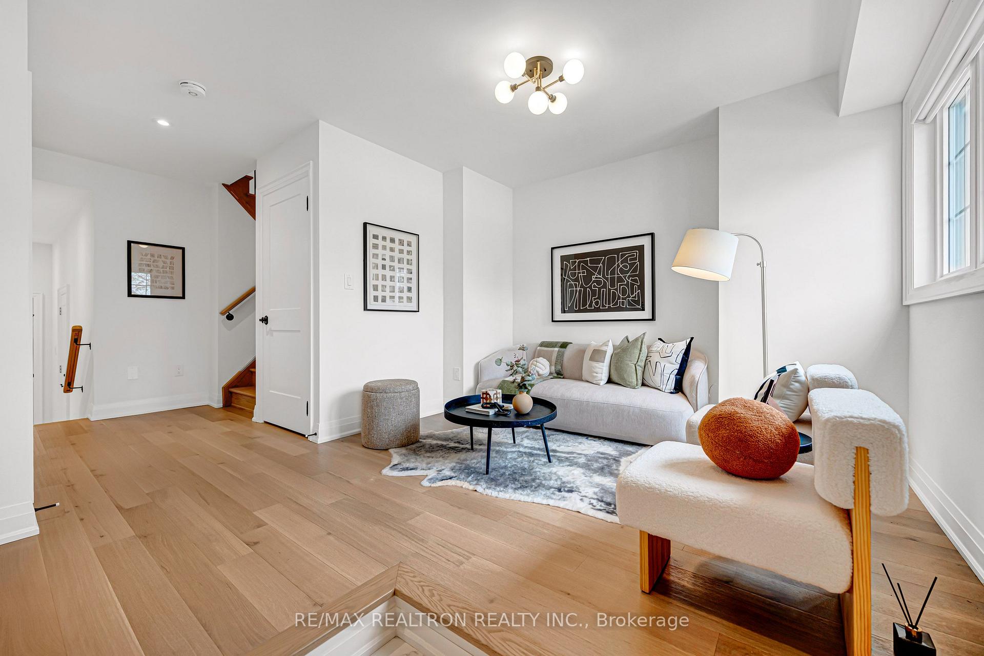 Photo 20 of 4249 Major Mackenzie Drive E, Markham, Angus Glen — HOMEH