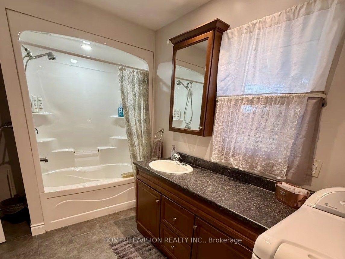Photo 17 of 128 Bayview Drive, Greater Napanee, Greater Napanee — HOMEH
