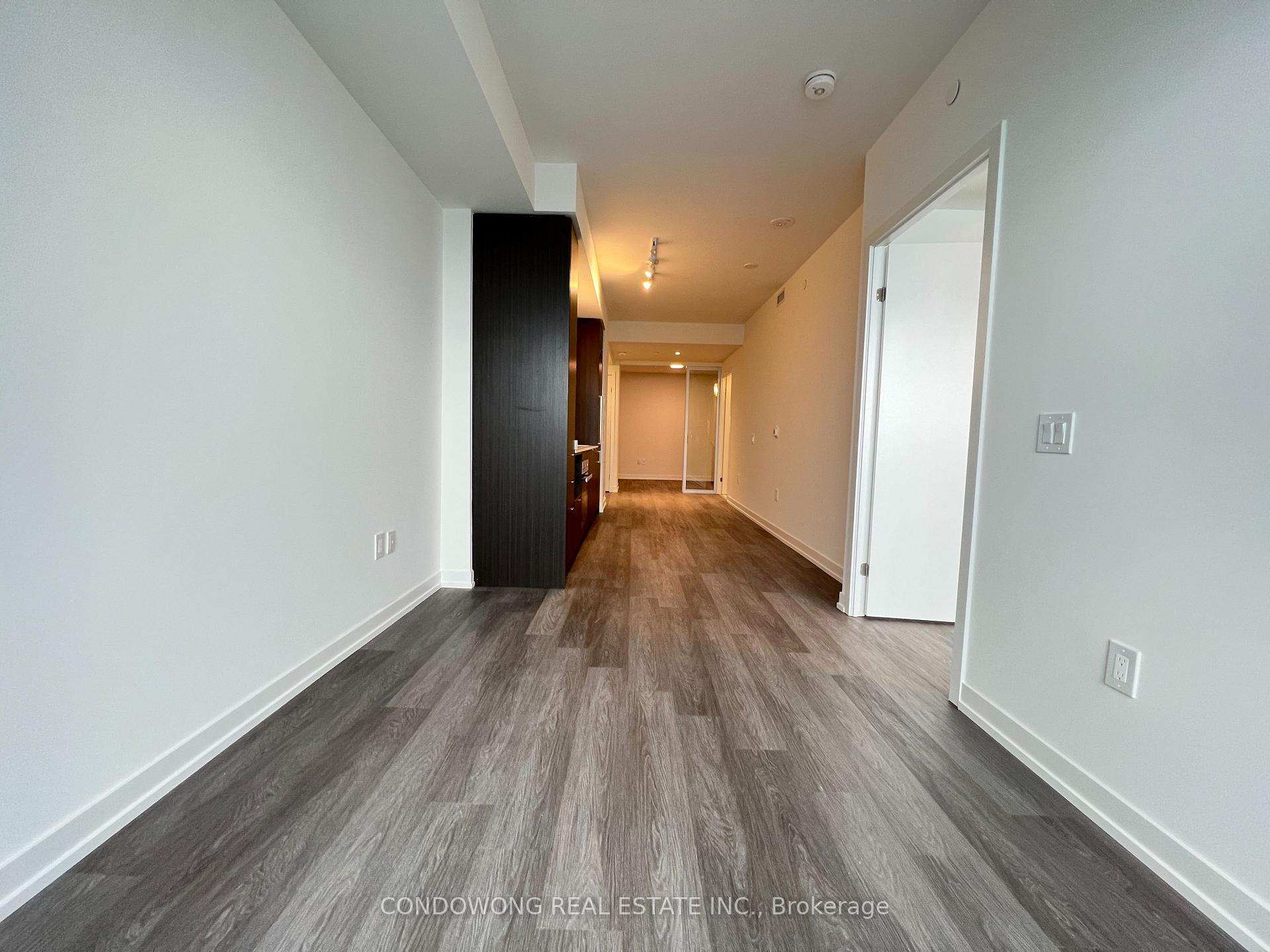Photo 4 of Unit 7510, 55 Cooper Street, Toronto, Waterfront Communities — HOMEH