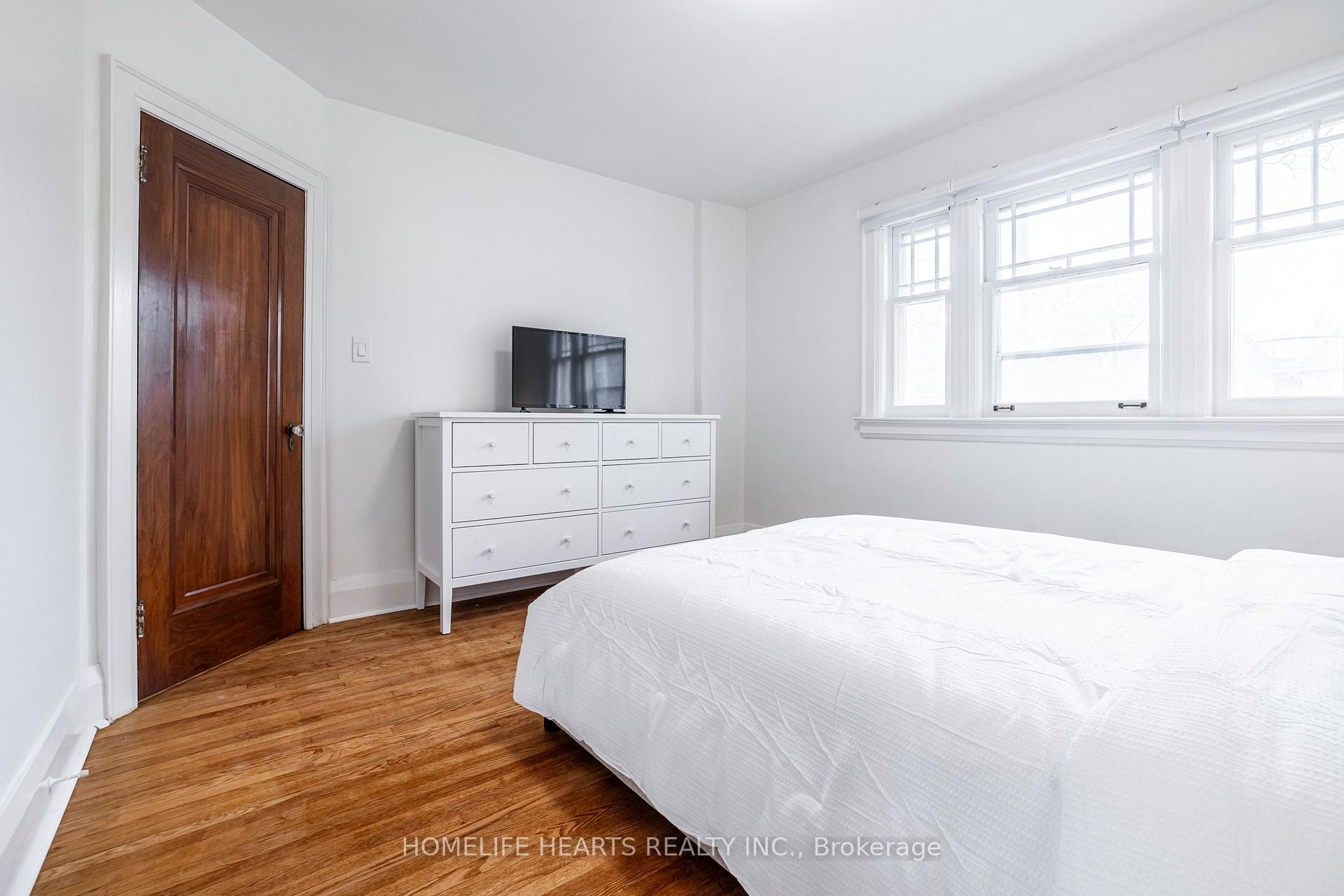 Photo 9 of 115 Wanless Avenue, Toronto, Lawrence Park North — HOMEH