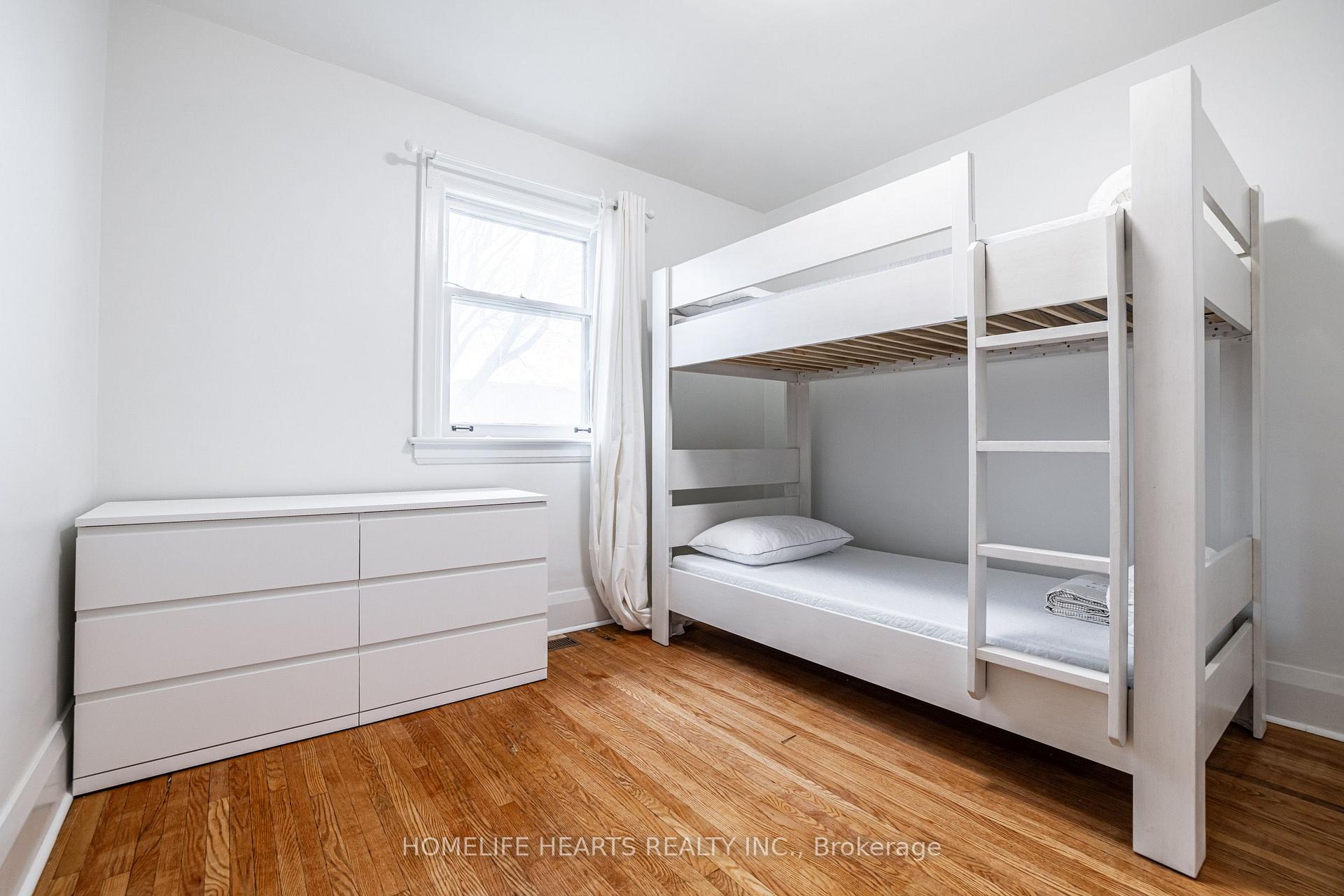 Photo 10 of 115 Wanless Avenue, Toronto, Lawrence Park North — HOMEH