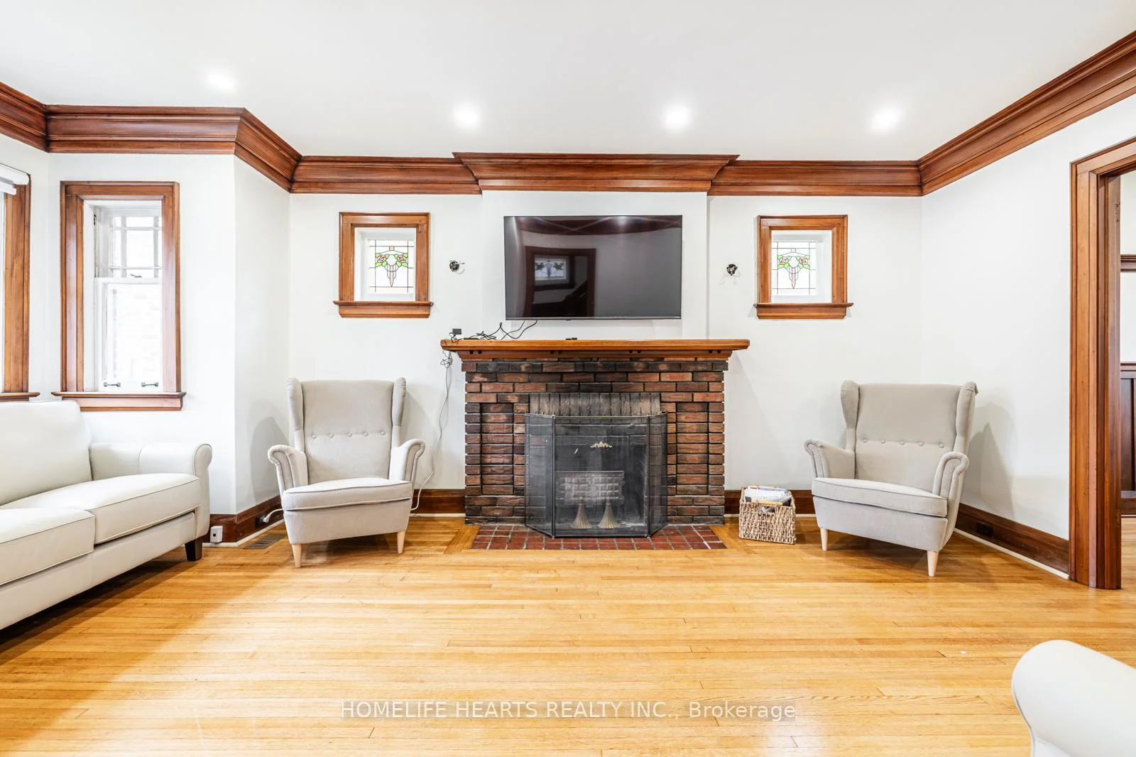 Photo 2 of 115 Wanless Avenue, Toronto, Lawrence Park North — HOMEH