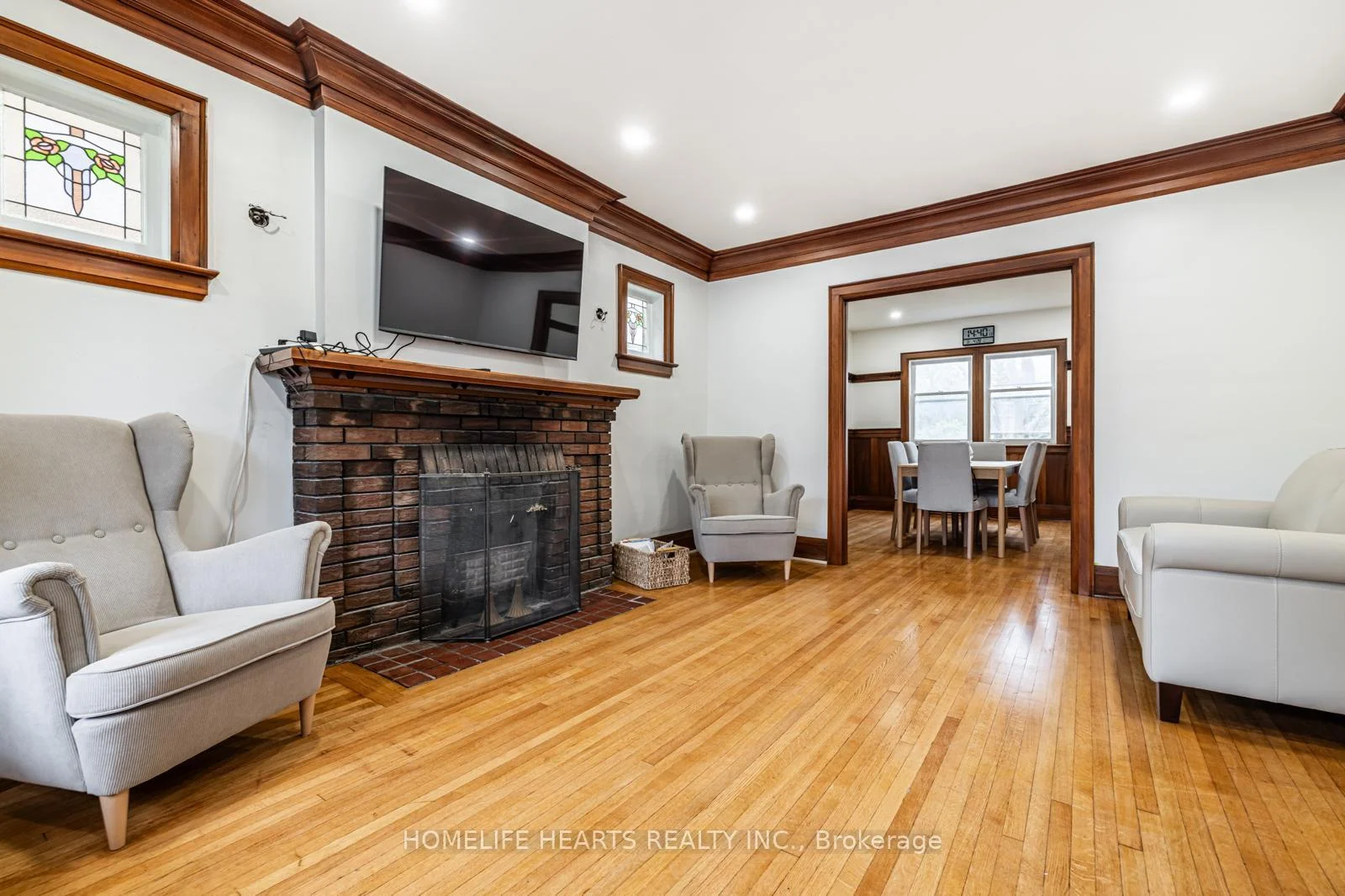 Photo 3 of 115 Wanless Avenue, Toronto, Lawrence Park North — HOMEH