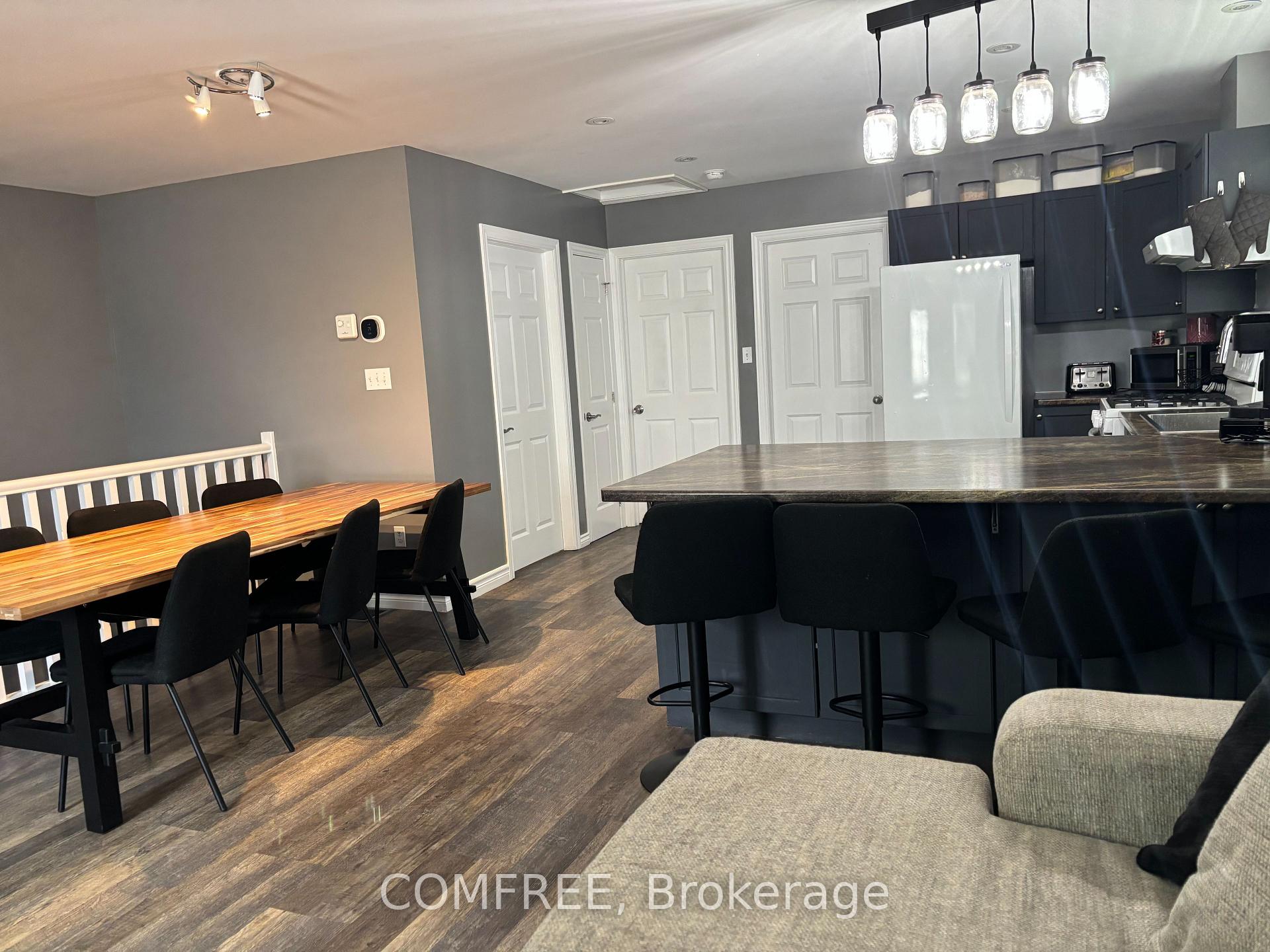Photo 10 of 287 Brock Street, Brantford, East Ward — HOMEH