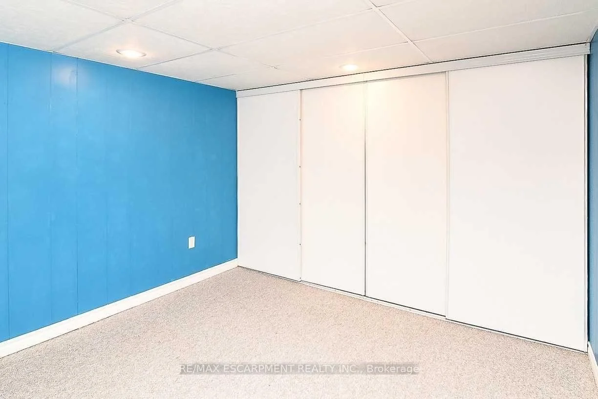 Photo 46 of 23 Woodsview Avenue W, Grimsby, Grimsby Beach — HOMEH