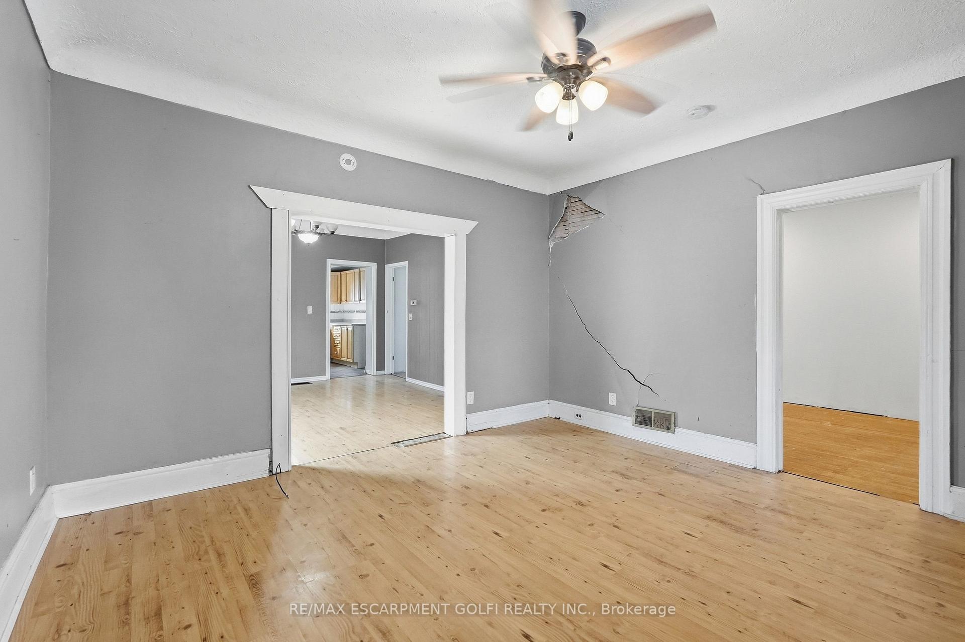 Photo 6 of 7 Tom Street, Brantford, Eagle Place East — HOMEH