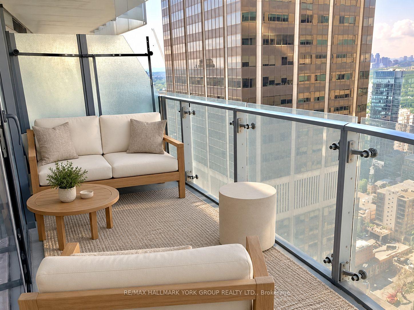 Photo 7 of Unit 3112, 1 Bloor Street E, Toronto, Church-Yonge Corridor — HOMEH