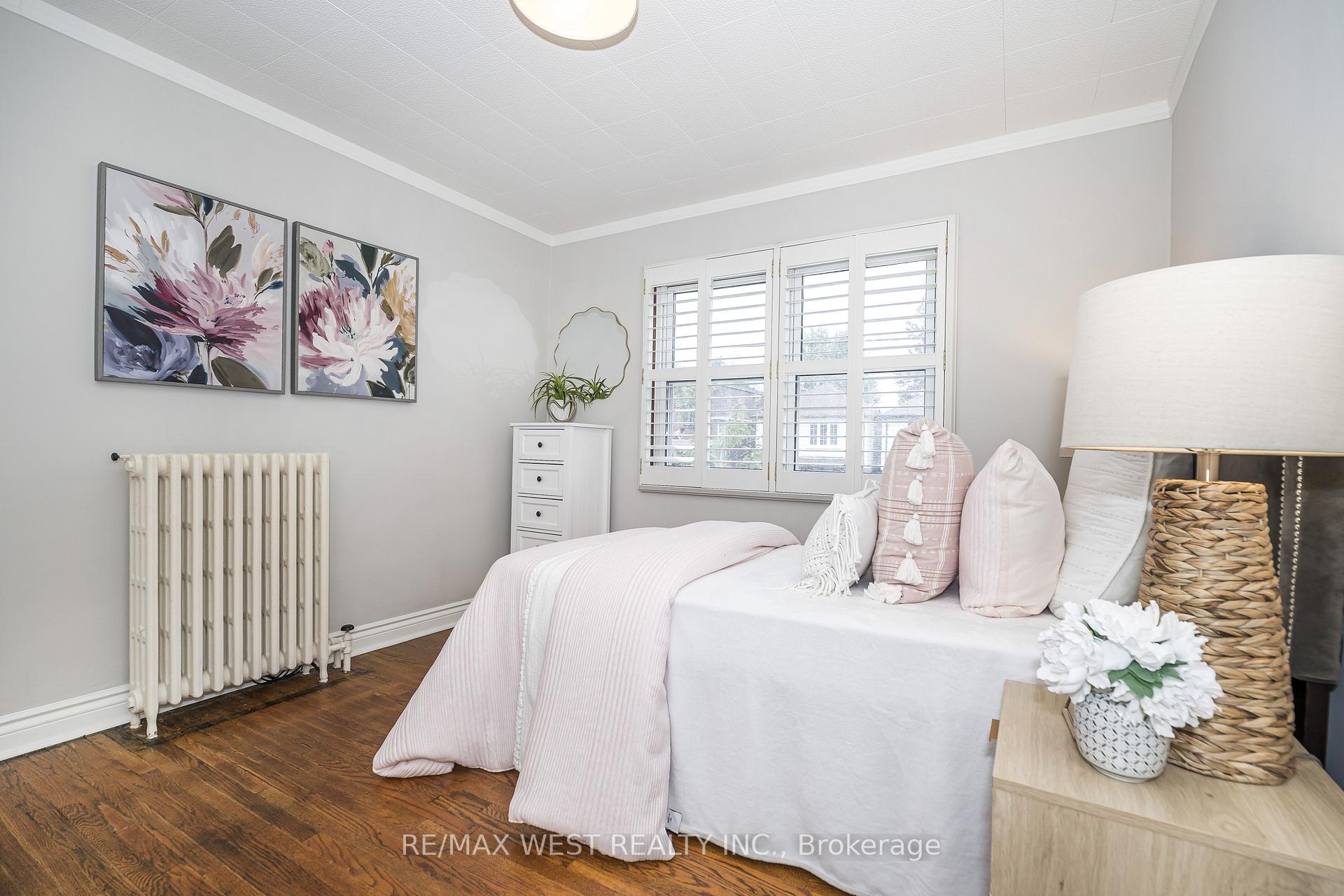 Photo 54 of 316 Monarch Park Avenue, Toronto, Danforth Village-East York — HOMEH