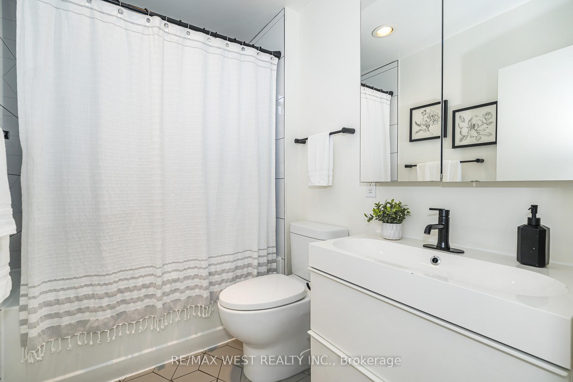 Photo 57 of 316 Monarch Park Avenue, Toronto, Danforth Village-East York — HOMEH