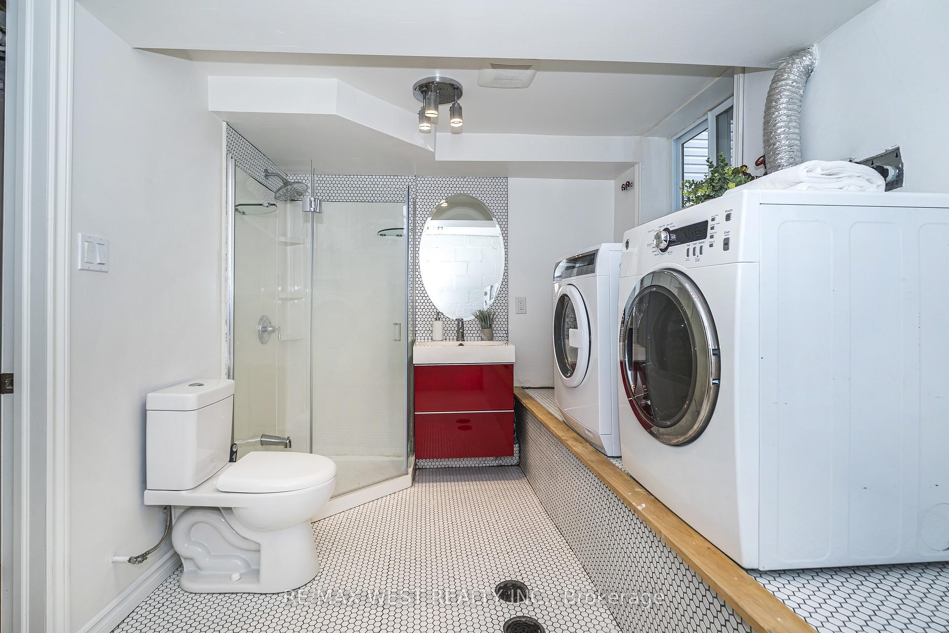 Photo 66 of 316 Monarch Park Avenue, Toronto, Danforth Village-East York — HOMEH