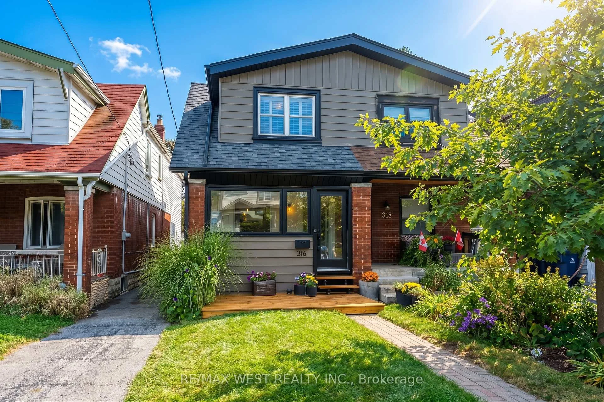 Photo 7 of 316 Monarch Park Avenue, Toronto, Danforth Village-East York — HOMEH