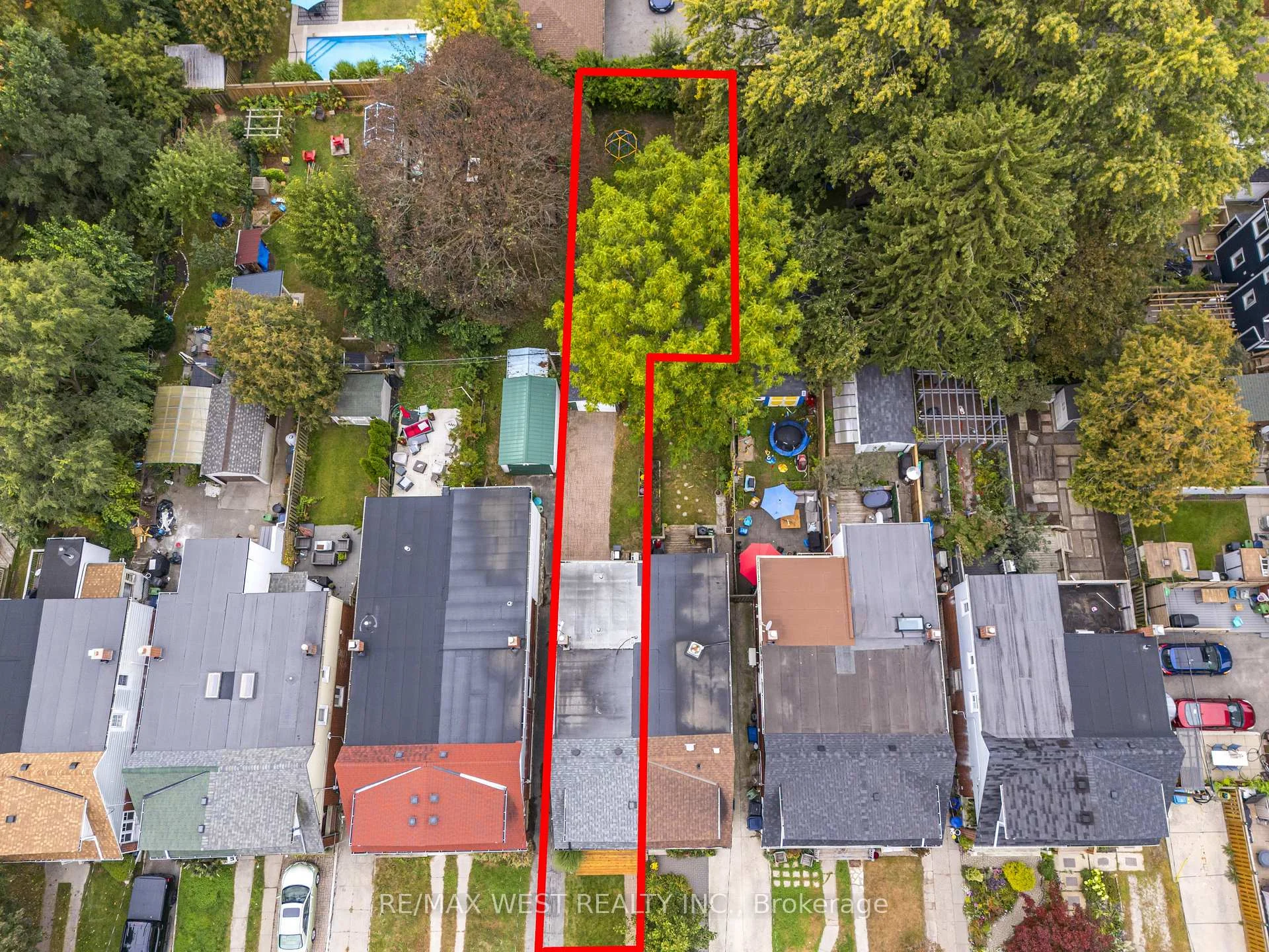 Photo 10 of 316 Monarch Park Avenue, Toronto, Danforth Village-East York — HOMEH