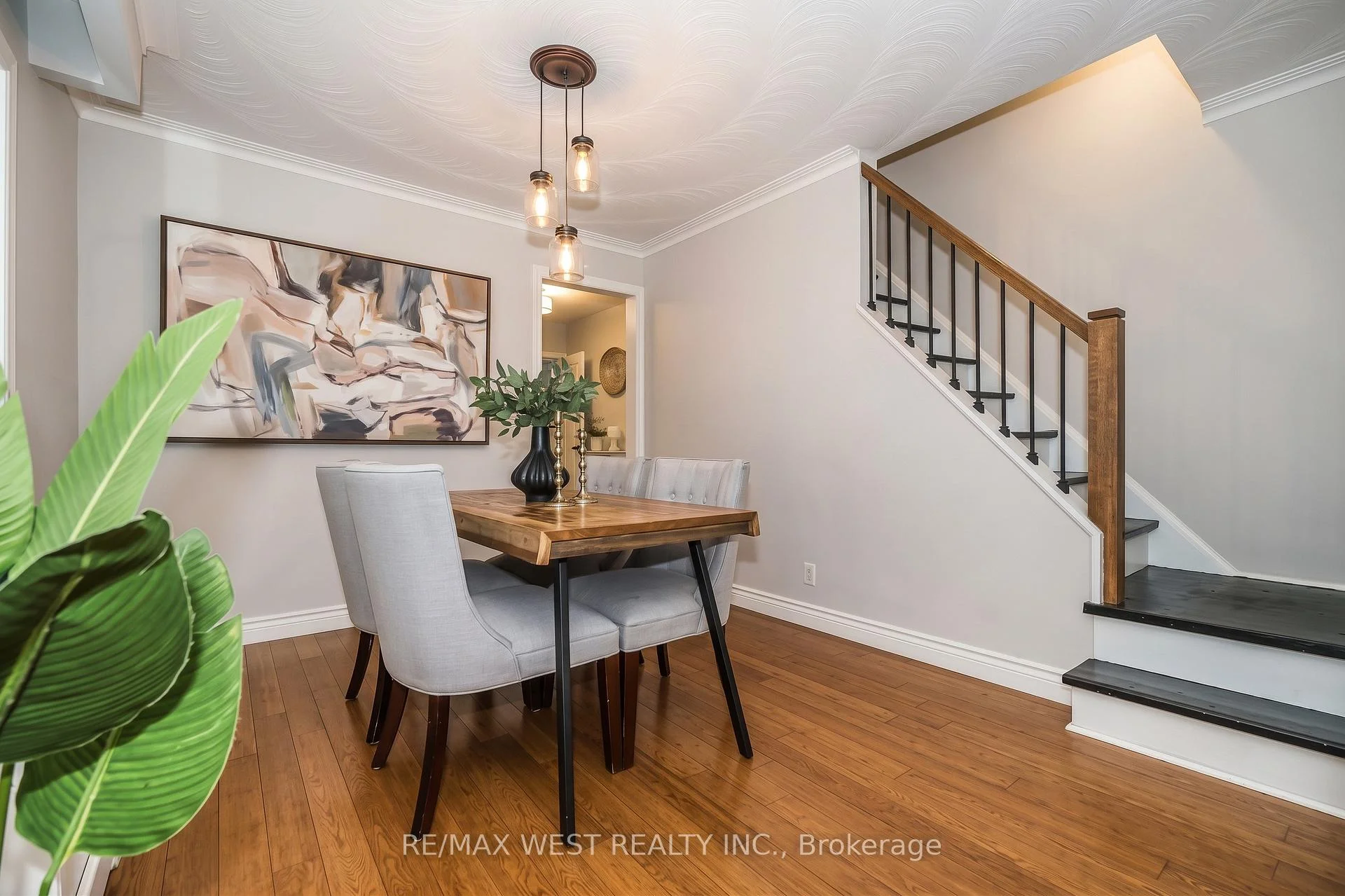 Photo 34 of 316 Monarch Park Avenue, Toronto, Danforth Village-East York — HOMEH