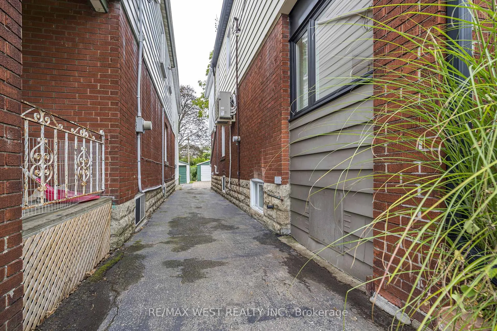 Photo 68 of 316 Monarch Park Avenue, Toronto, Danforth Village-East York — HOMEH