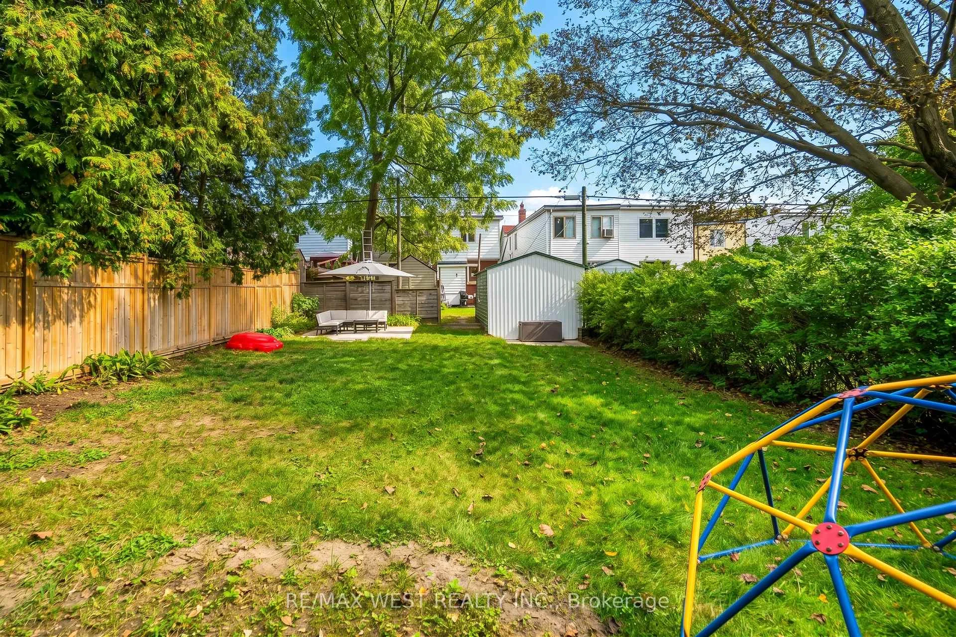 Photo 83 of 316 Monarch Park Avenue, Toronto, Danforth Village-East York — HOMEH