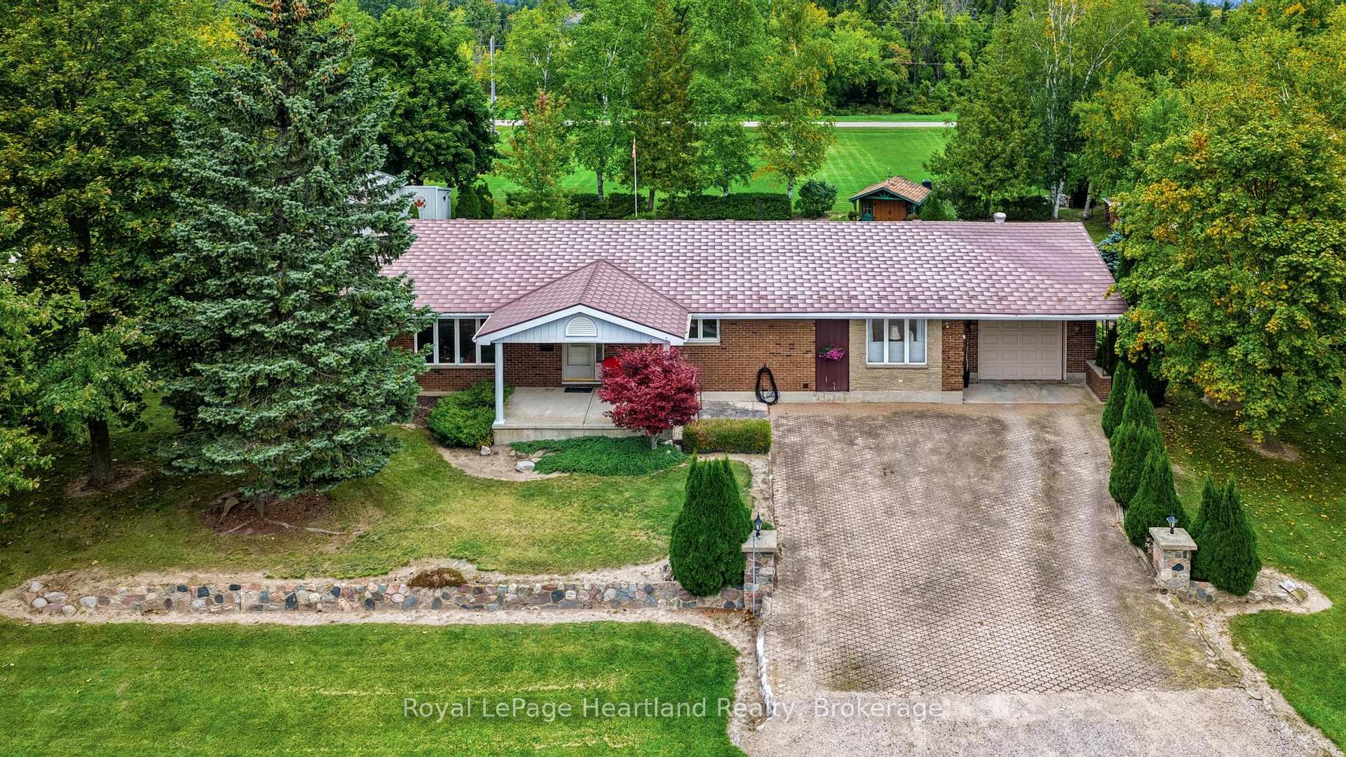 Photo 2 of 33950 Bachand Street, Bluewater, Hay — HOMEH