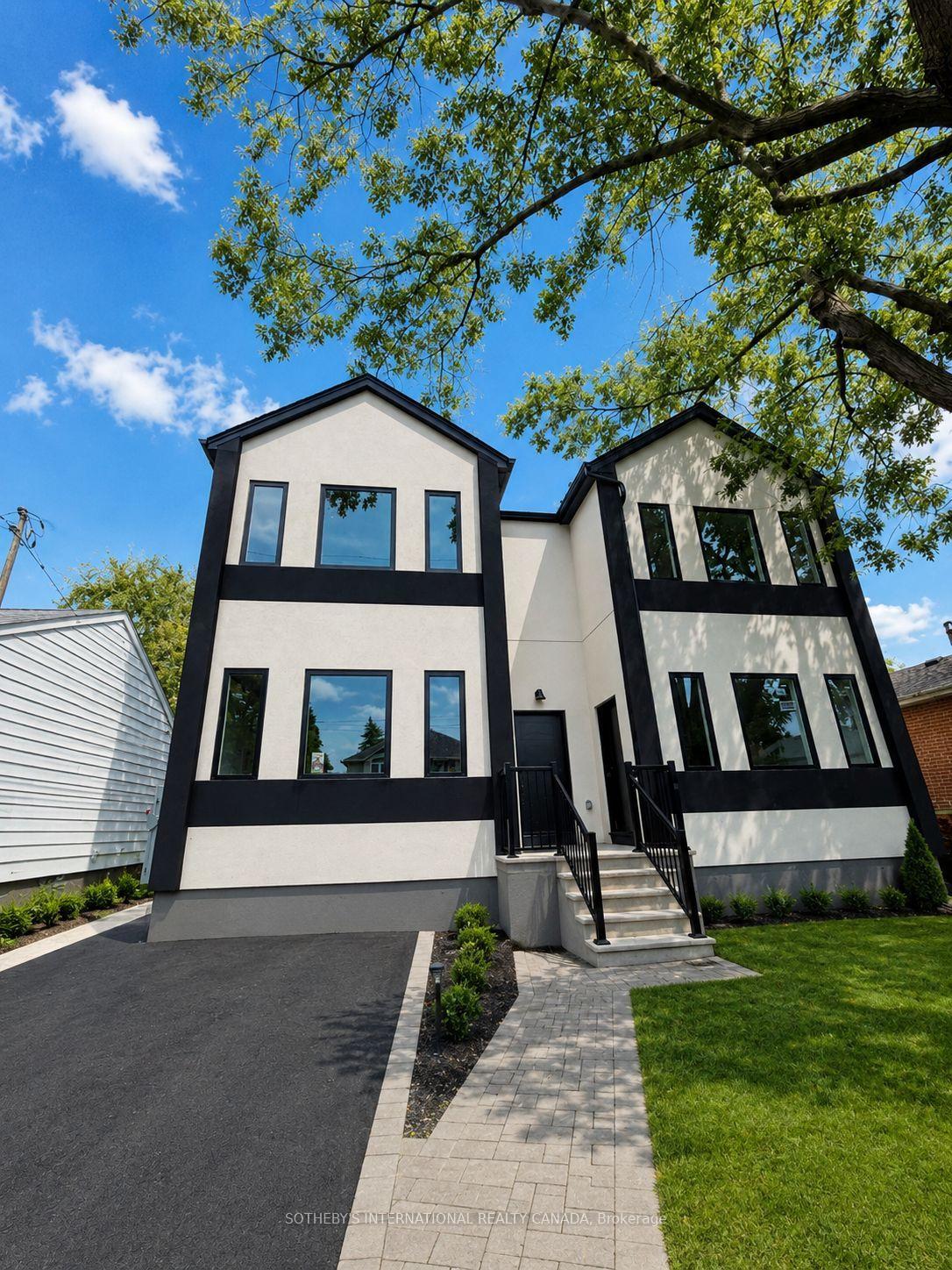 Front of Unit 1, 207 Connaught Avenue