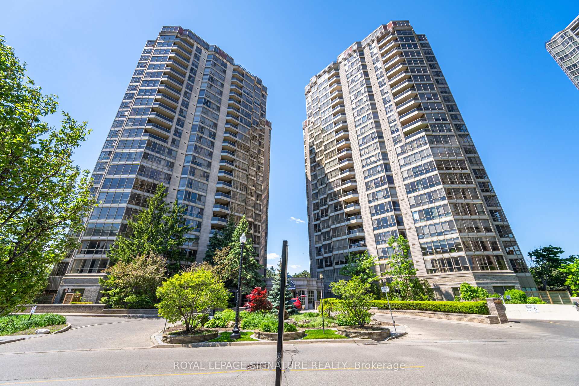 Photo of Unit 2310, 55 Kingsbridge Garden Circle
