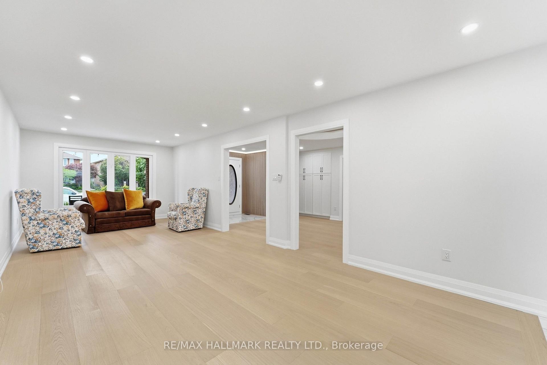 Photo 12 of 44 Olympia Gate, Vaughan, East Woodbridge — HOMEH