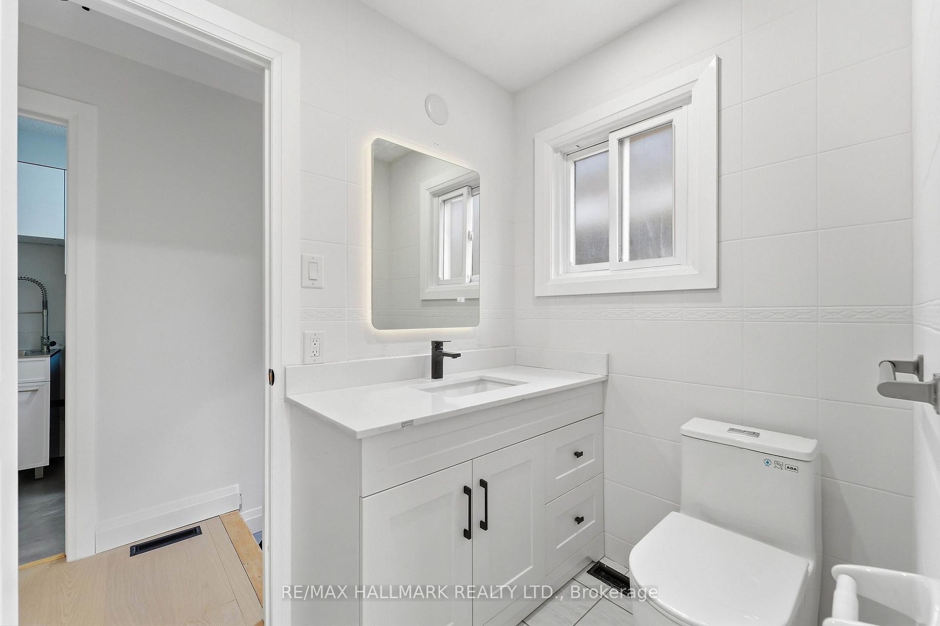 Photo 21 of 44 Olympia Gate, Vaughan, East Woodbridge — HOMEH