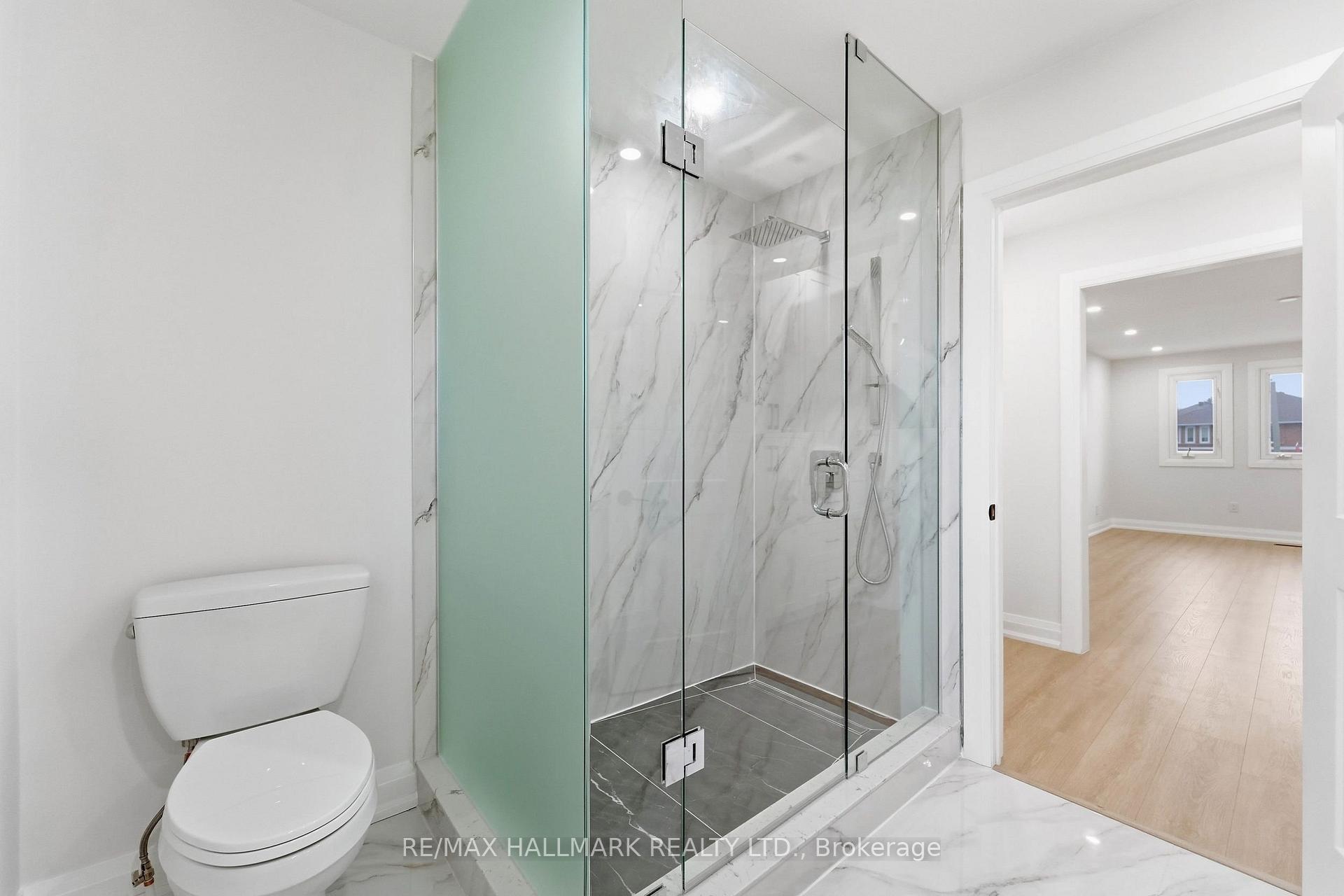 Photo 30 of 44 Olympia Gate, Vaughan, East Woodbridge — HOMEH