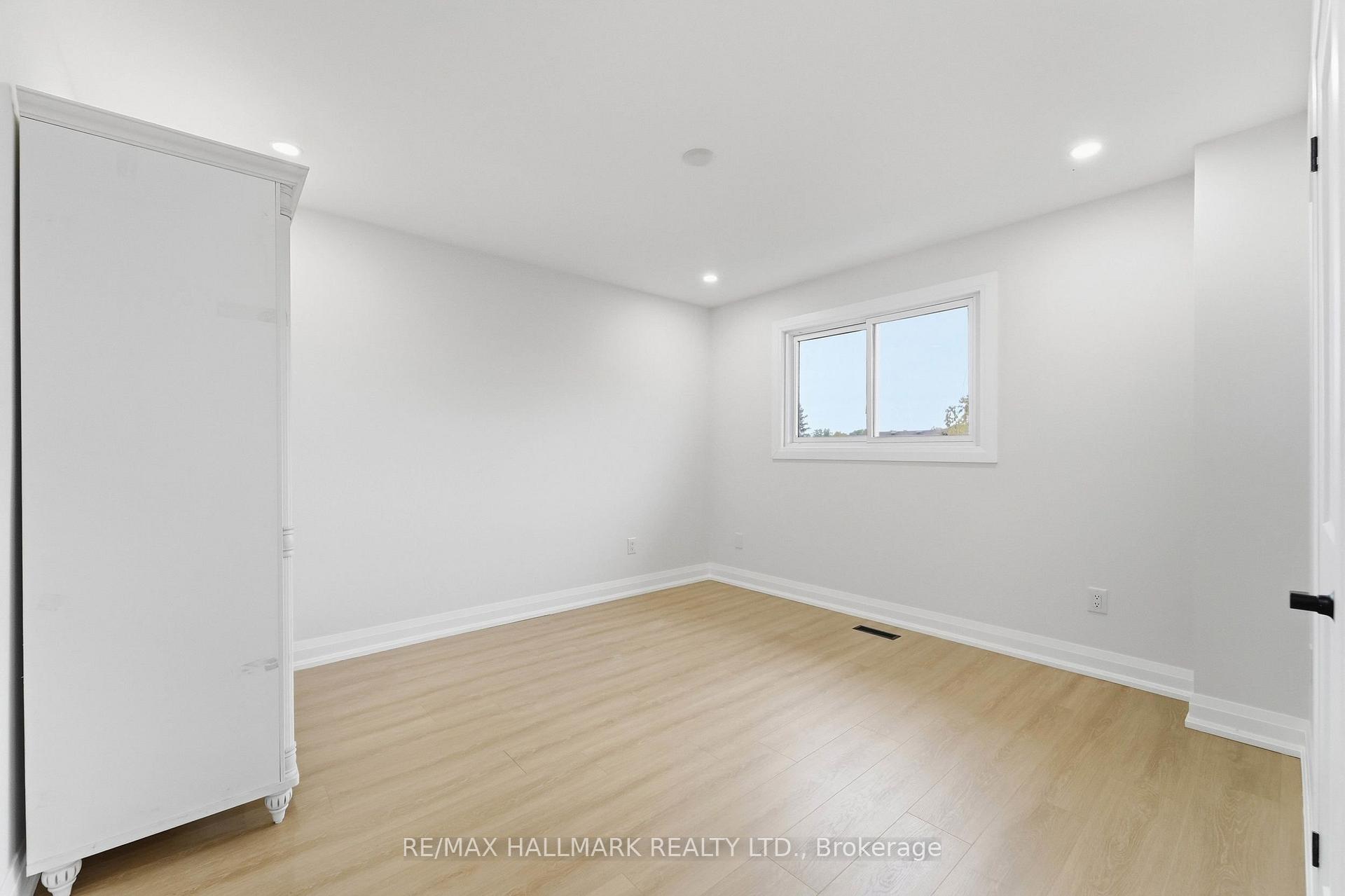 Photo 32 of 44 Olympia Gate, Vaughan, East Woodbridge — HOMEH