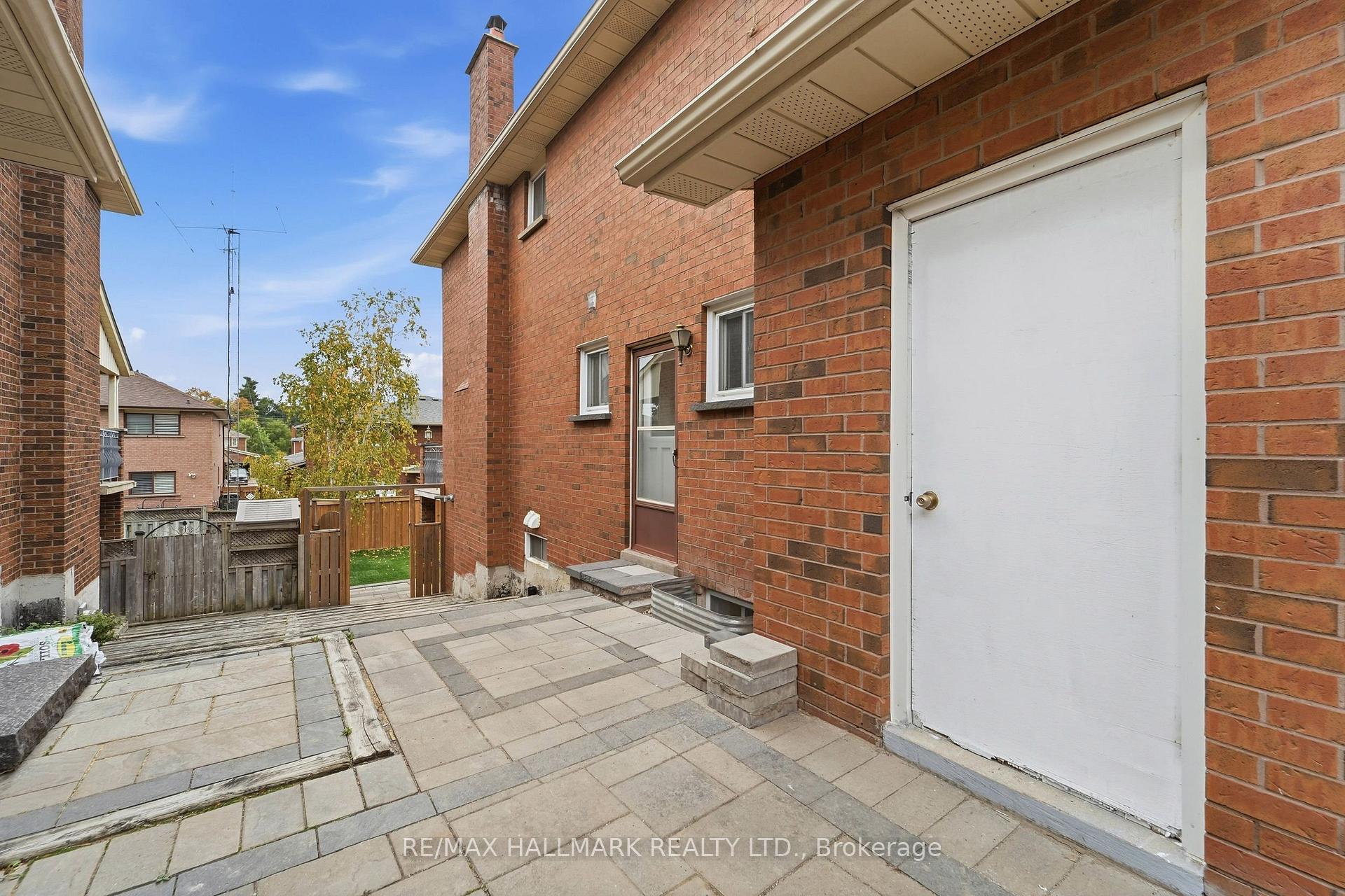 Photo 57 of 44 Olympia Gate, Vaughan, East Woodbridge — HOMEH