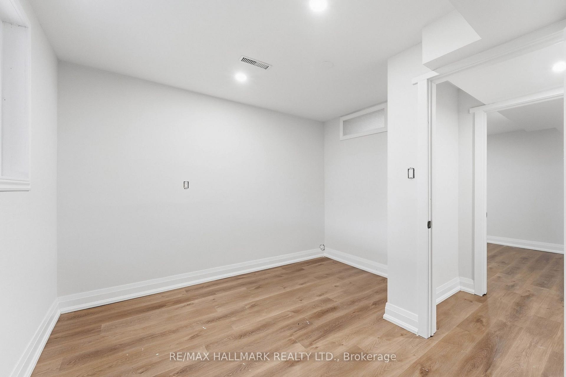 Photo 58 of 44 Olympia Gate, Vaughan, East Woodbridge — HOMEH