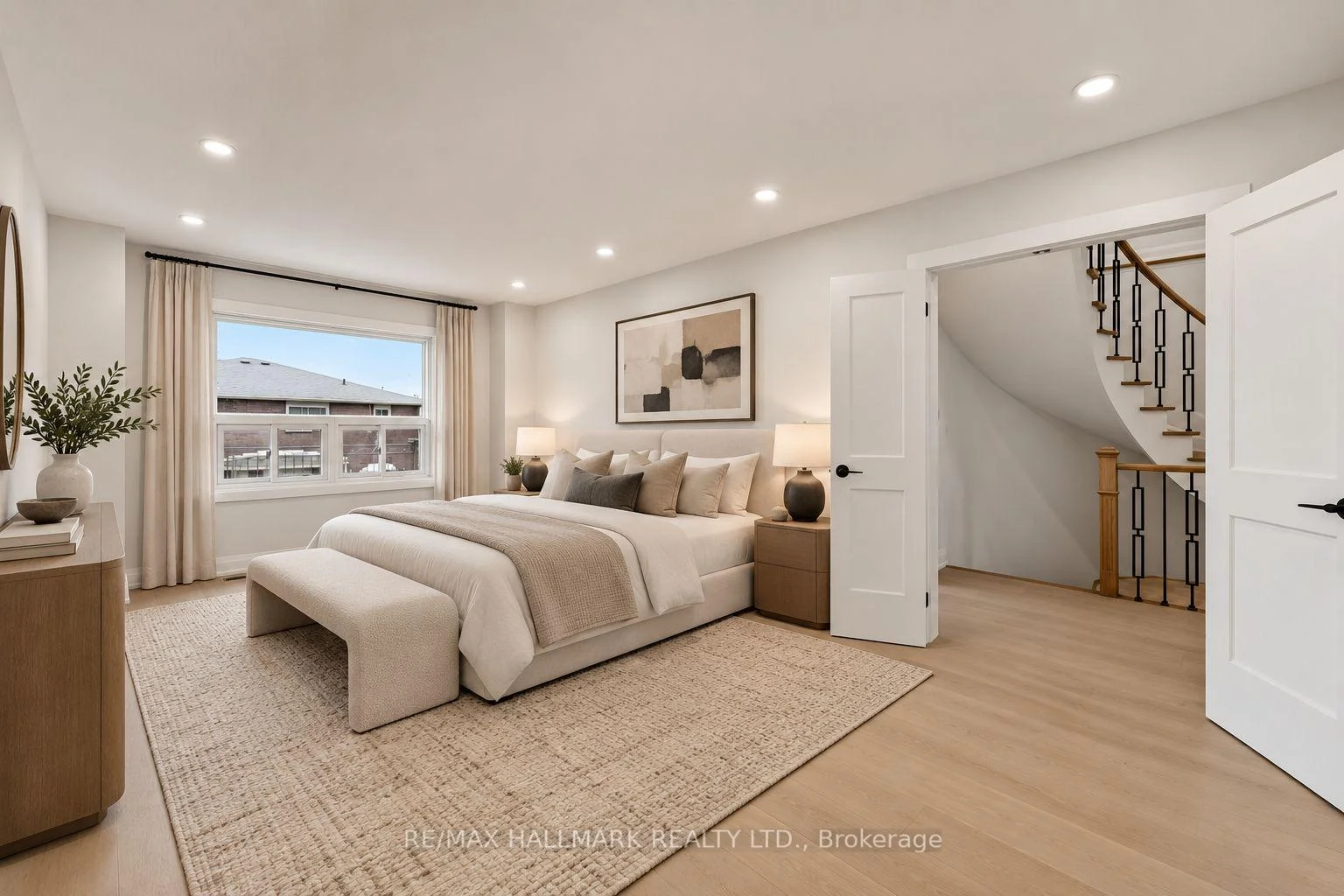 Photo 20 of 44 Olympia Gate, Vaughan, East Woodbridge — HOMEH