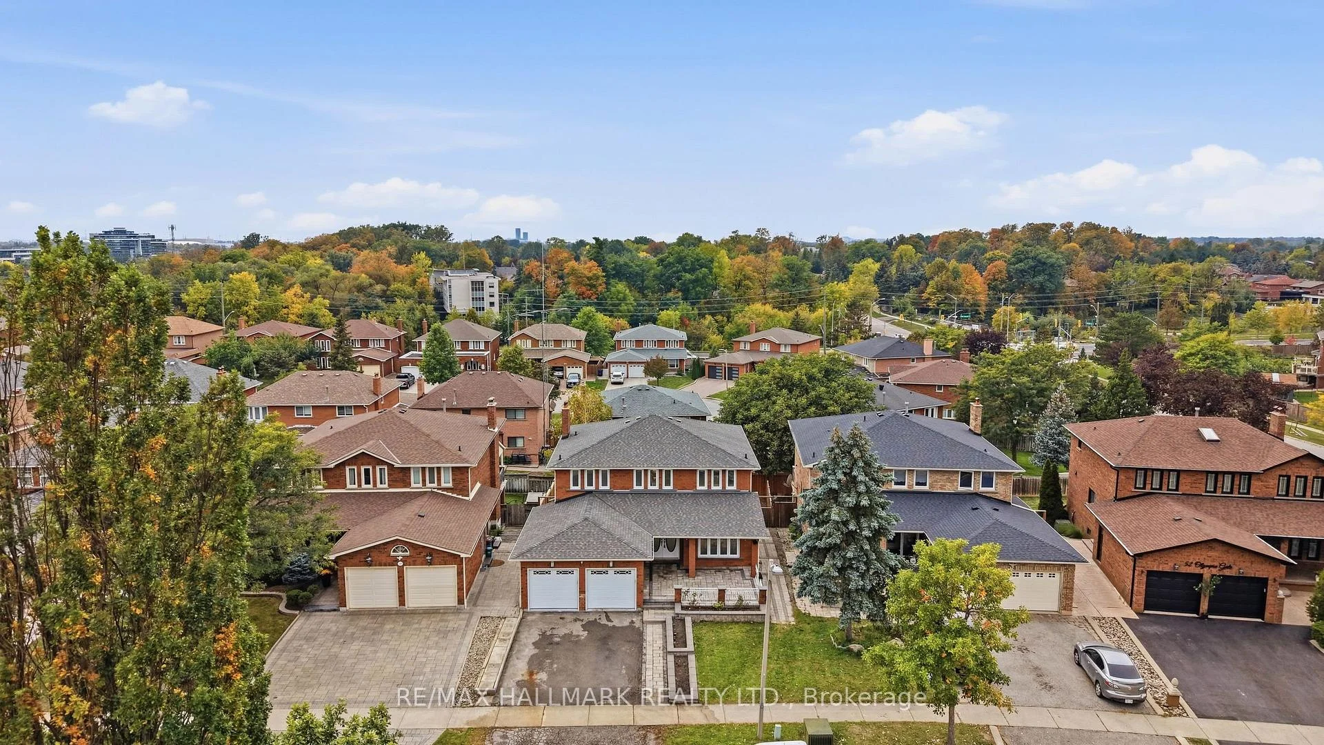 Photo 64 of 44 Olympia Gate, Vaughan, East Woodbridge — HOMEH