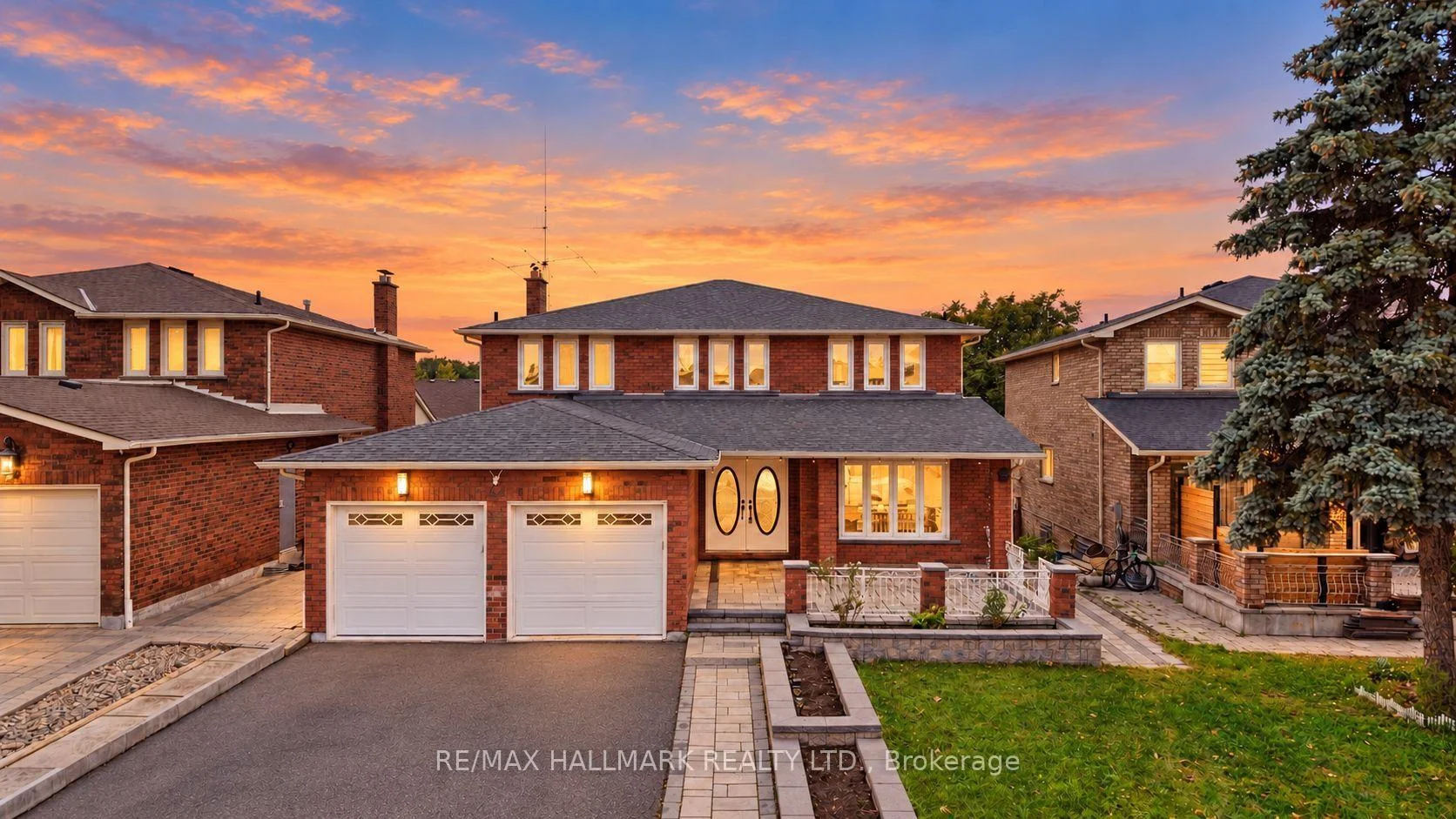 Photo 1 of 44 Olympia Gate, Vaughan, East Woodbridge — HOMEH