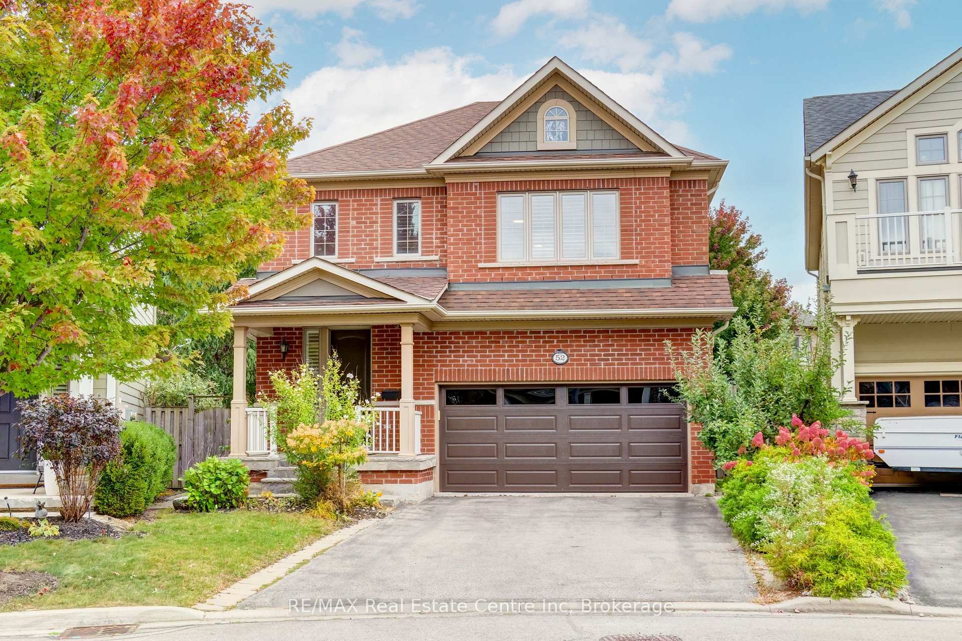 Photo 3 of 52 Bardoe Crescent, Milton, Scott — HOMEH