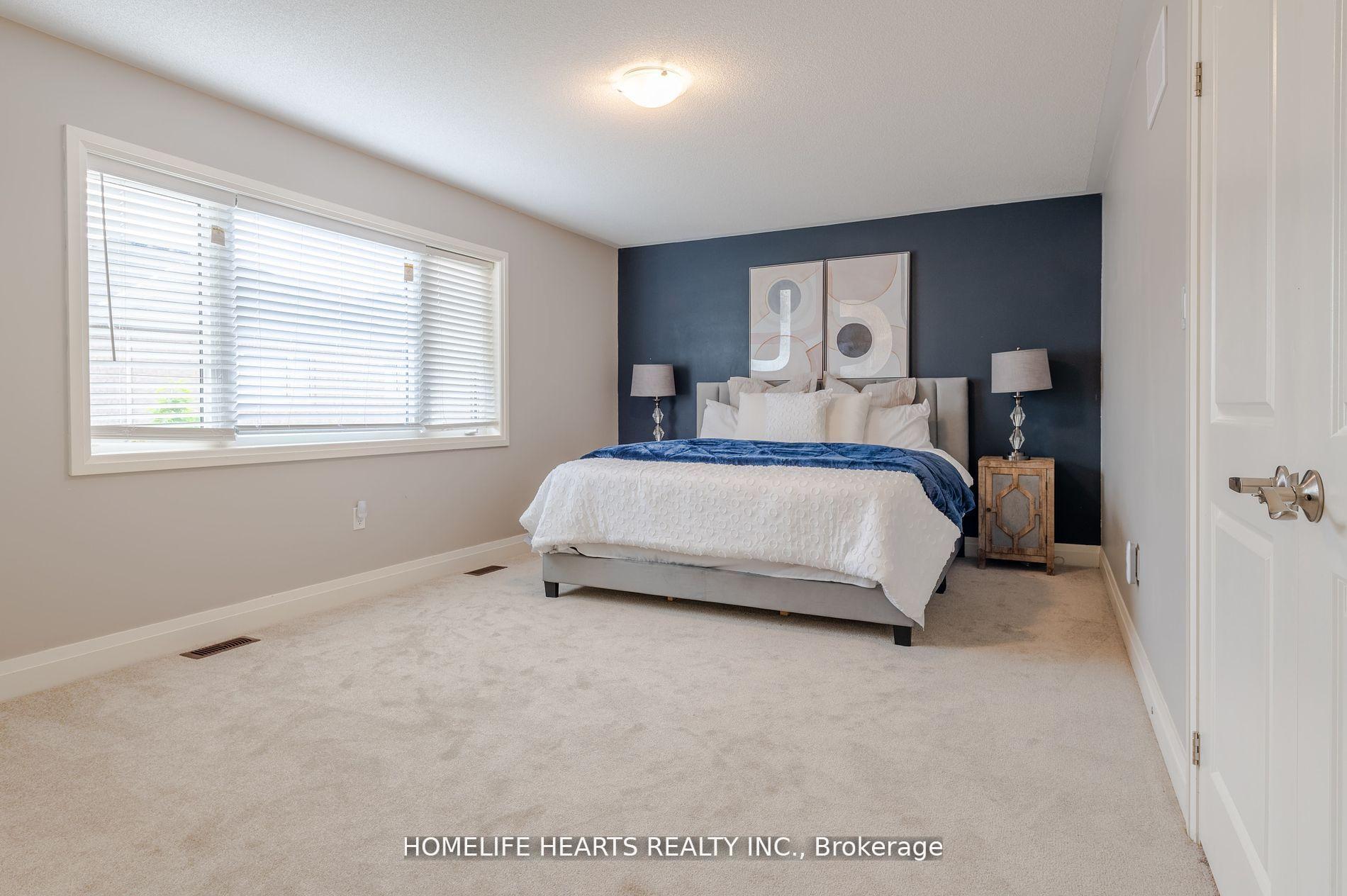 Photo 18 of 21 Hassard Short Lane, Ajax, South East — HOMEH