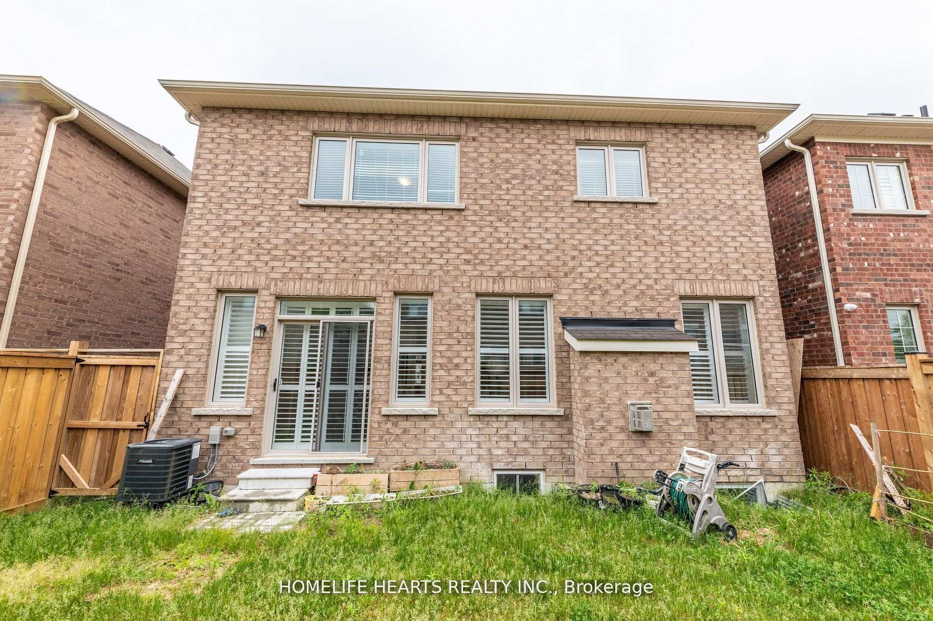 Photo 42 of 21 Hassard Short Lane, Ajax, South East — HOMEH