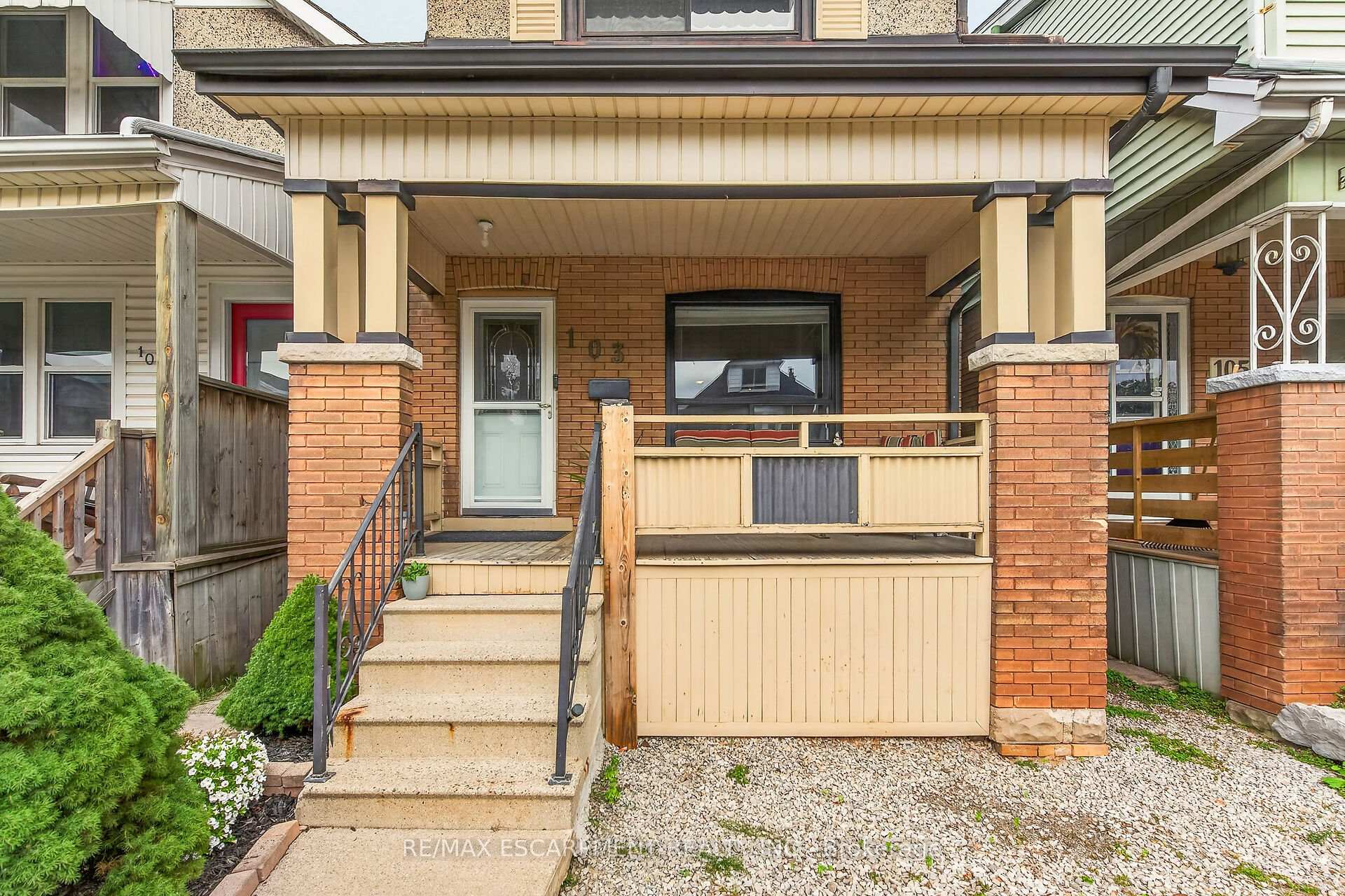Photo 3 of 103 Belmont Avenue, Hamilton, Crown Point — HOMEH