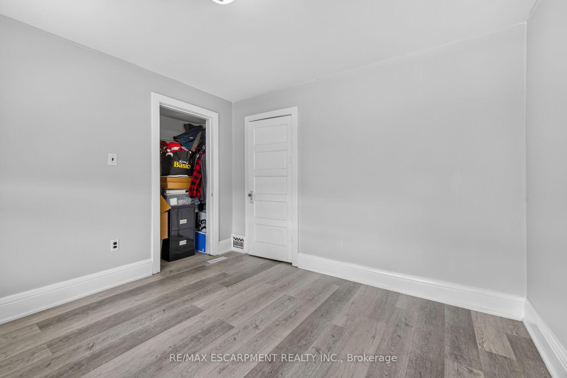 Photo 29 of 103 Belmont Avenue, Hamilton, Crown Point — HOMEH