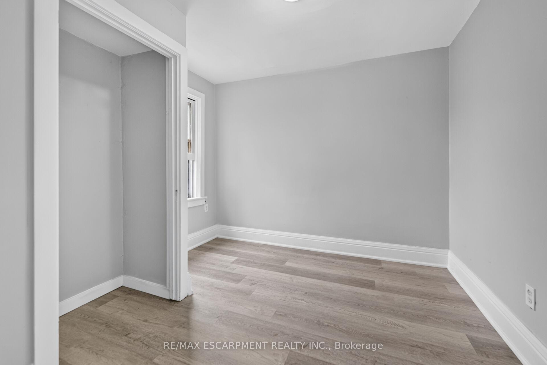 Photo 31 of 103 Belmont Avenue, Hamilton, Crown Point — HOMEH